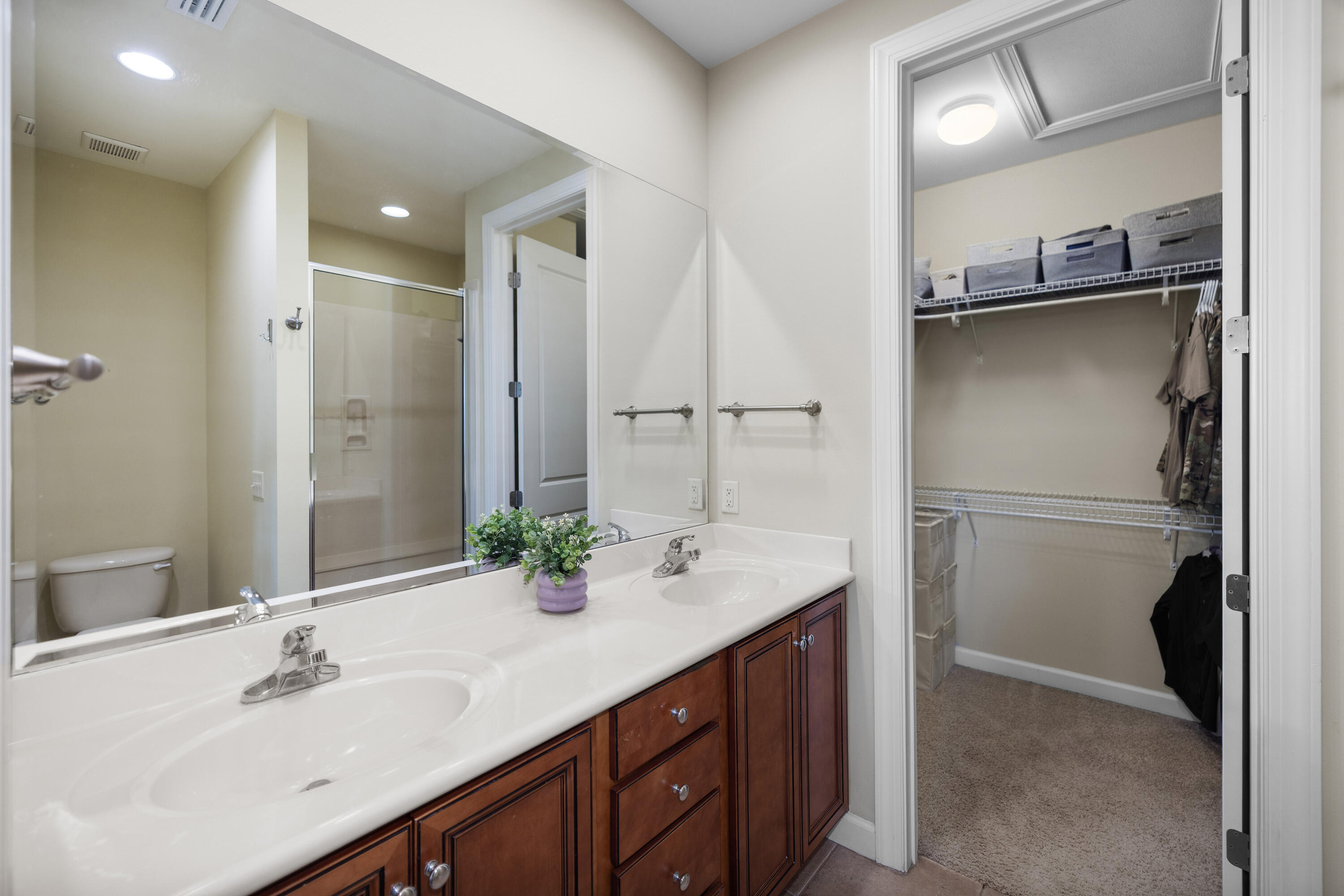 MARINA LANDING - Residential