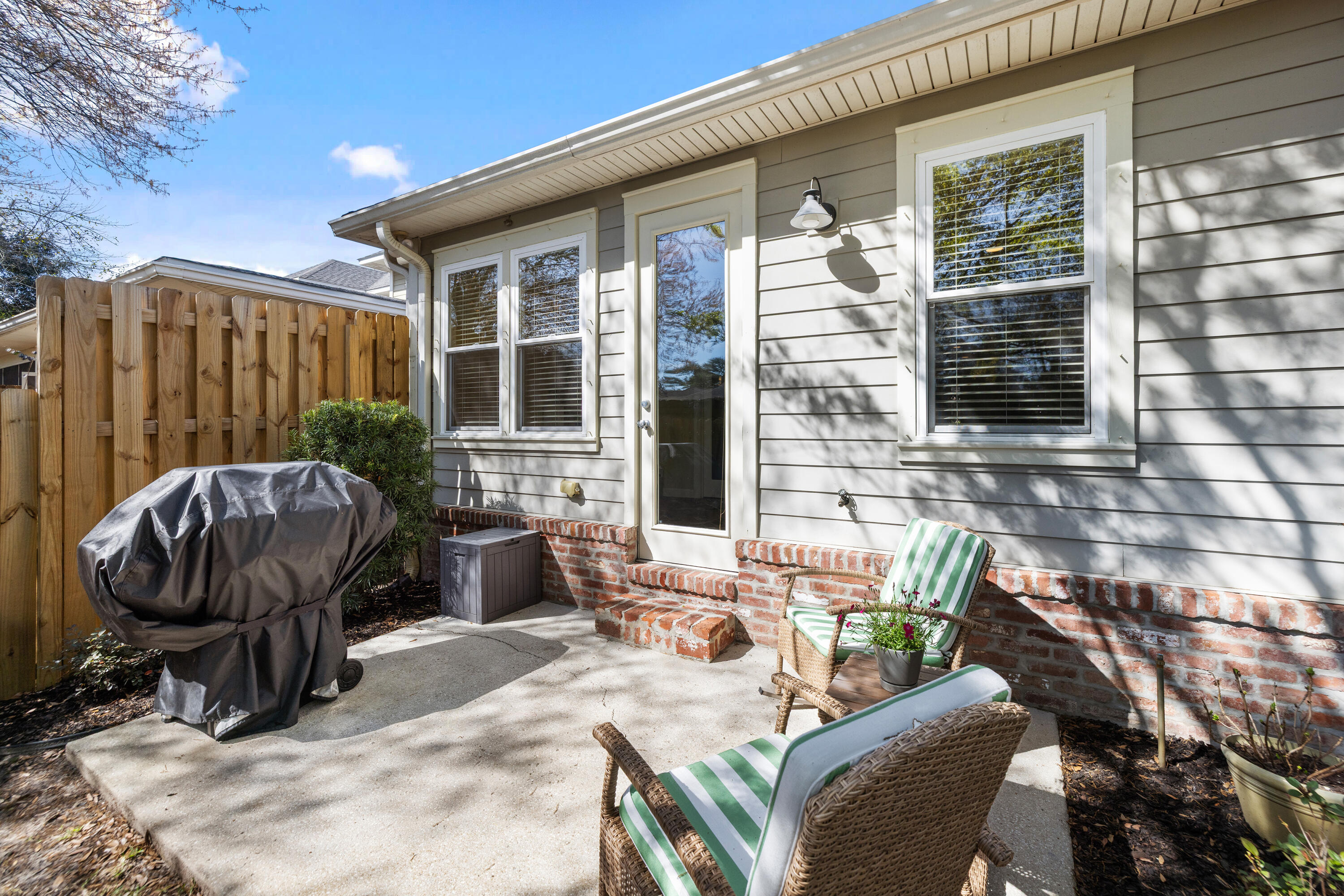 MARINA LANDING - Residential