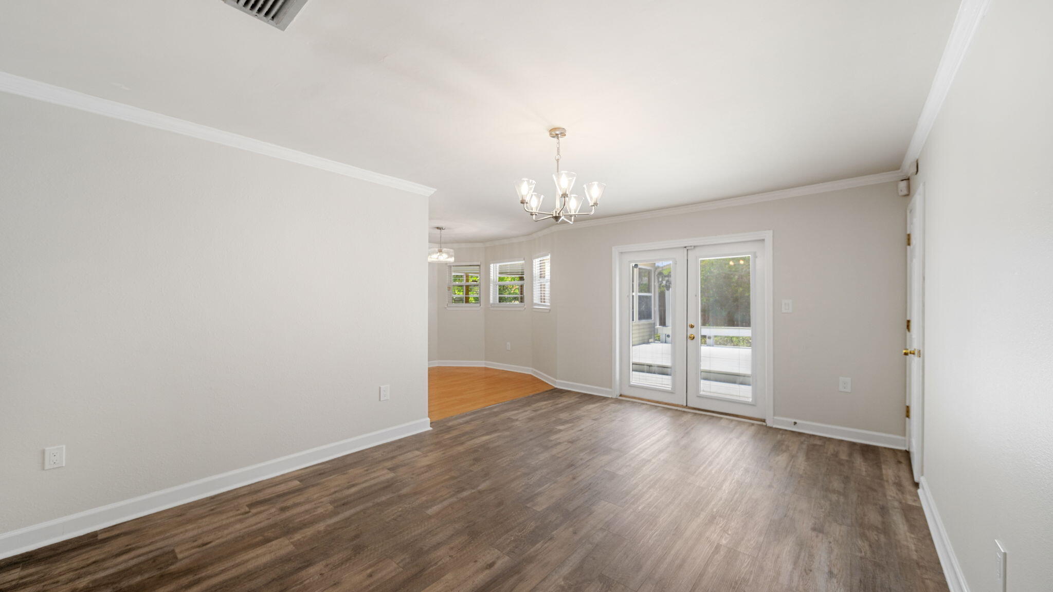 SEA HILLS 1ST - Residential