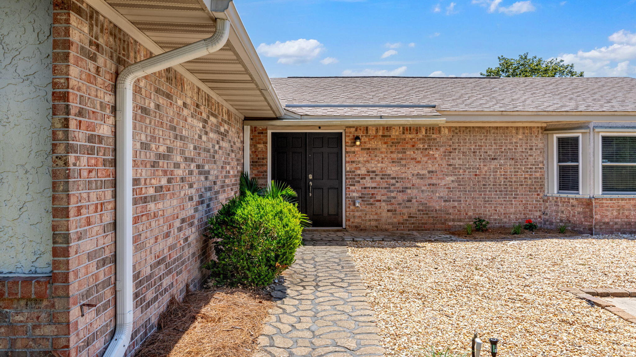 SEA HILLS 1ST - Residential
