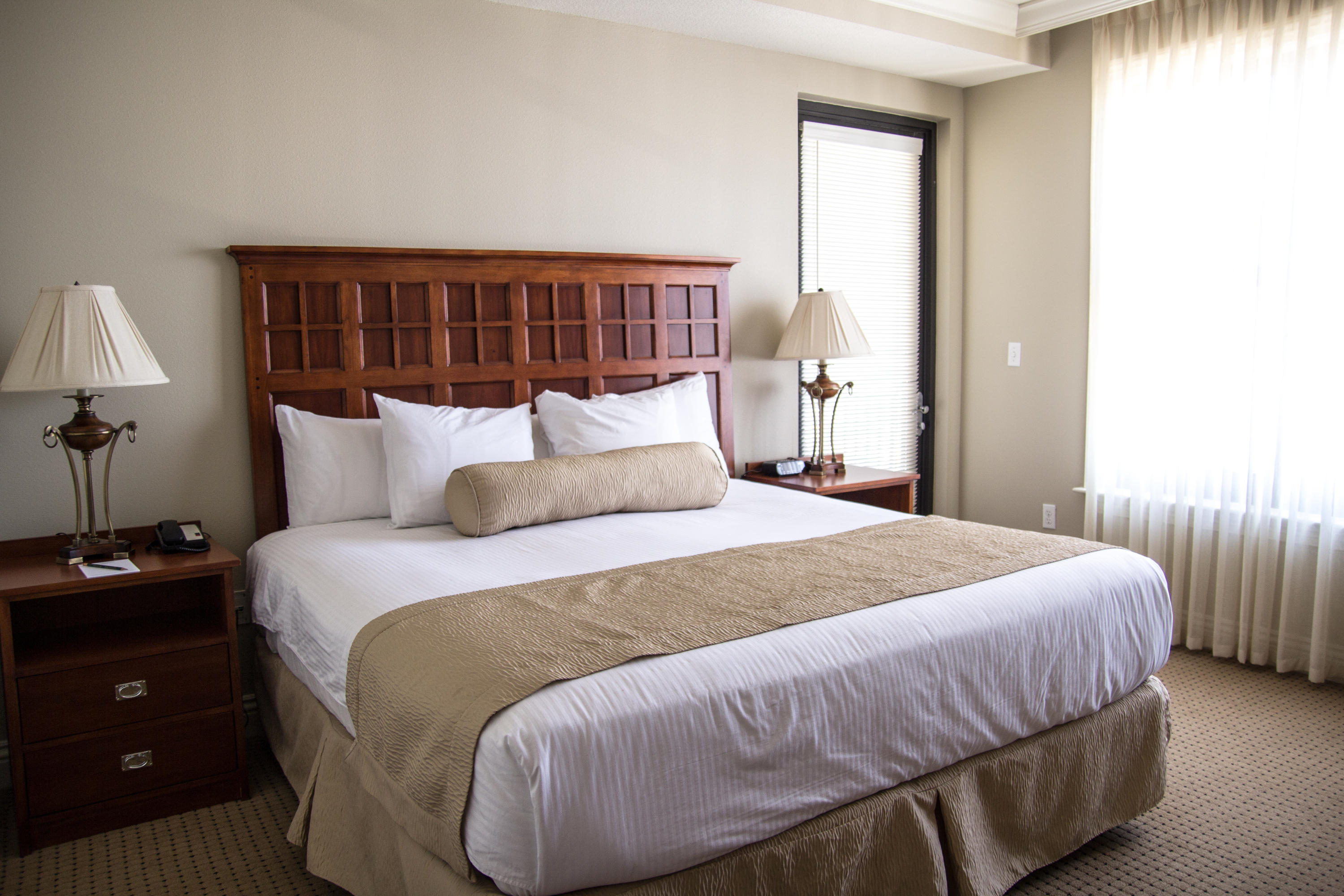 EMERALD GRANDE - Residential