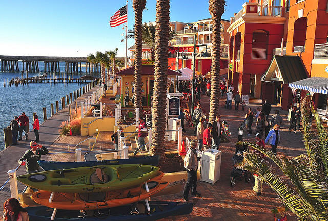 EMERALD GRANDE - Residential