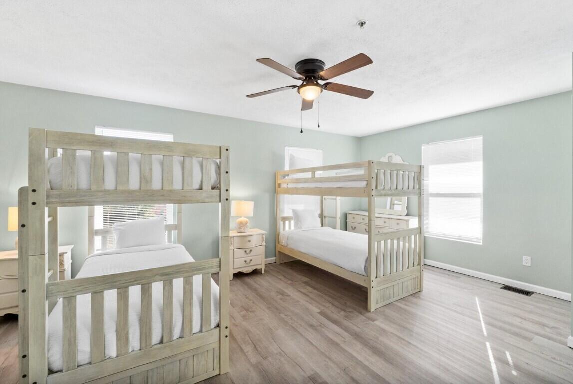 BAHAMA BEACH - Residential