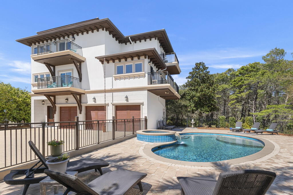 GULF TRACE - Residential