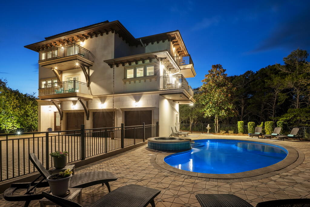 GULF TRACE - Residential