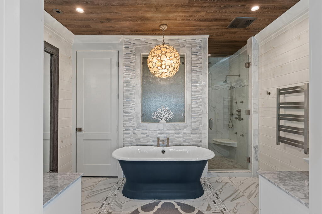 GULF TRACE - Residential