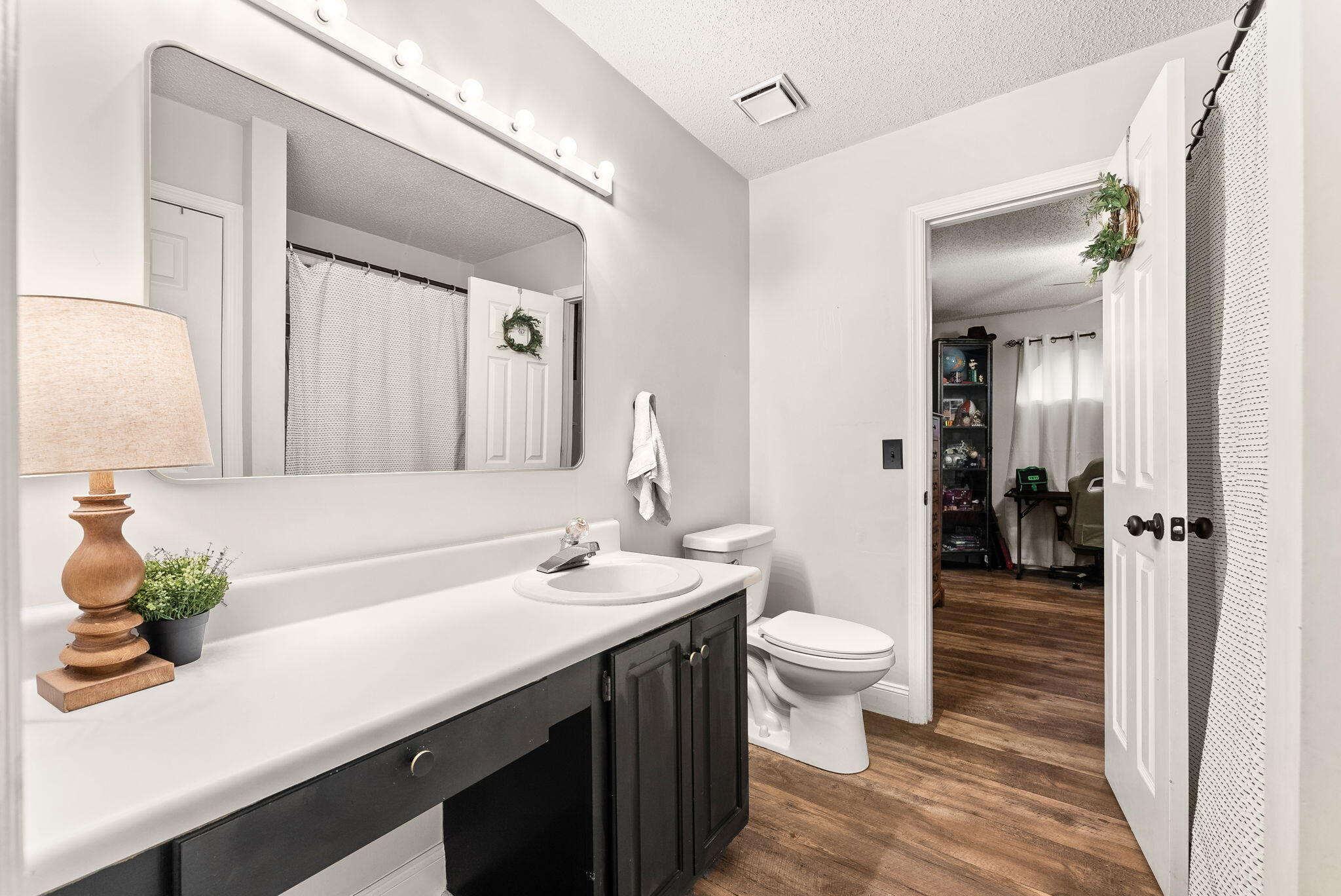 HUNTINGDON ESTATES UNIT 1 - Residential