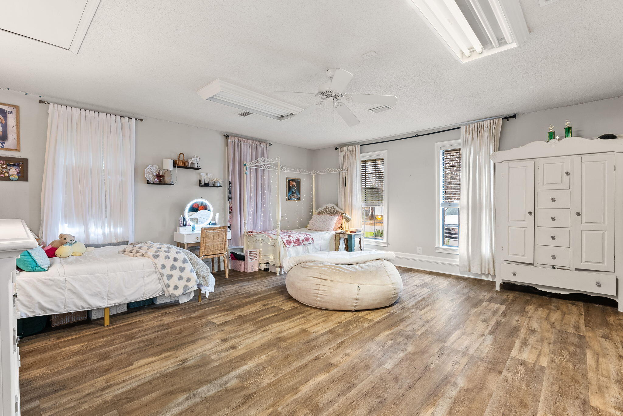 HUNTINGDON ESTATES UNIT 1 - Residential