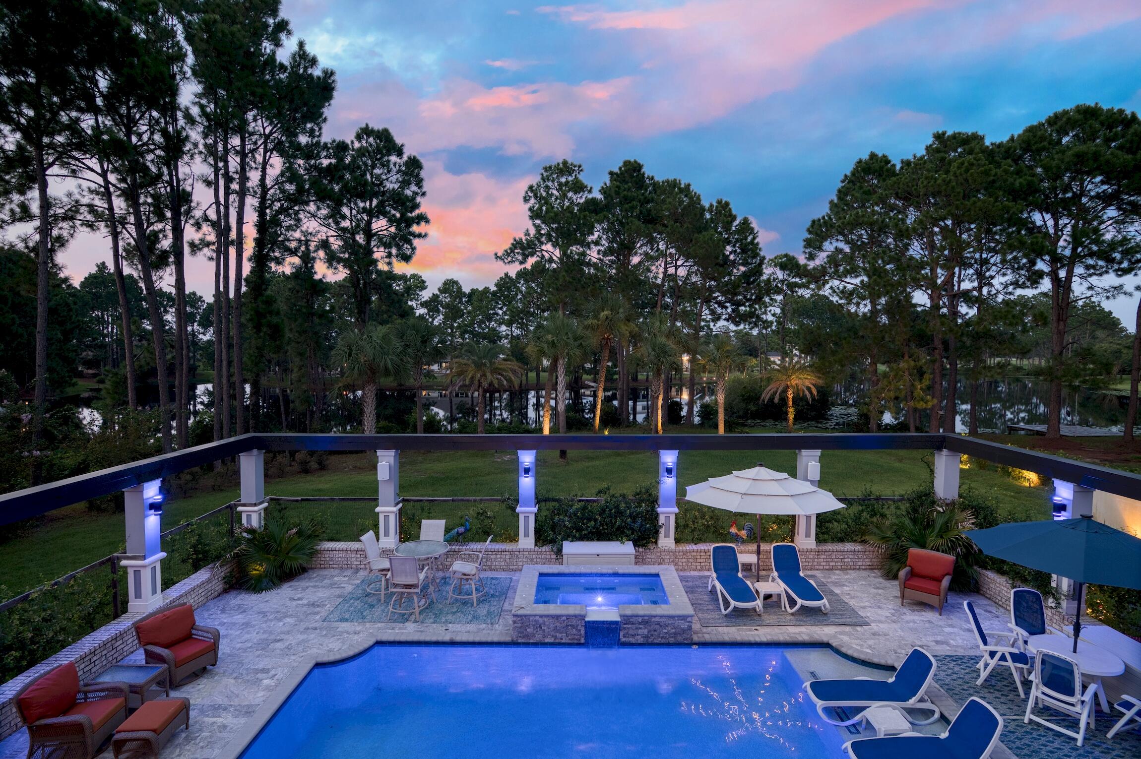 COUNTRY CLUB HILLS - Residential