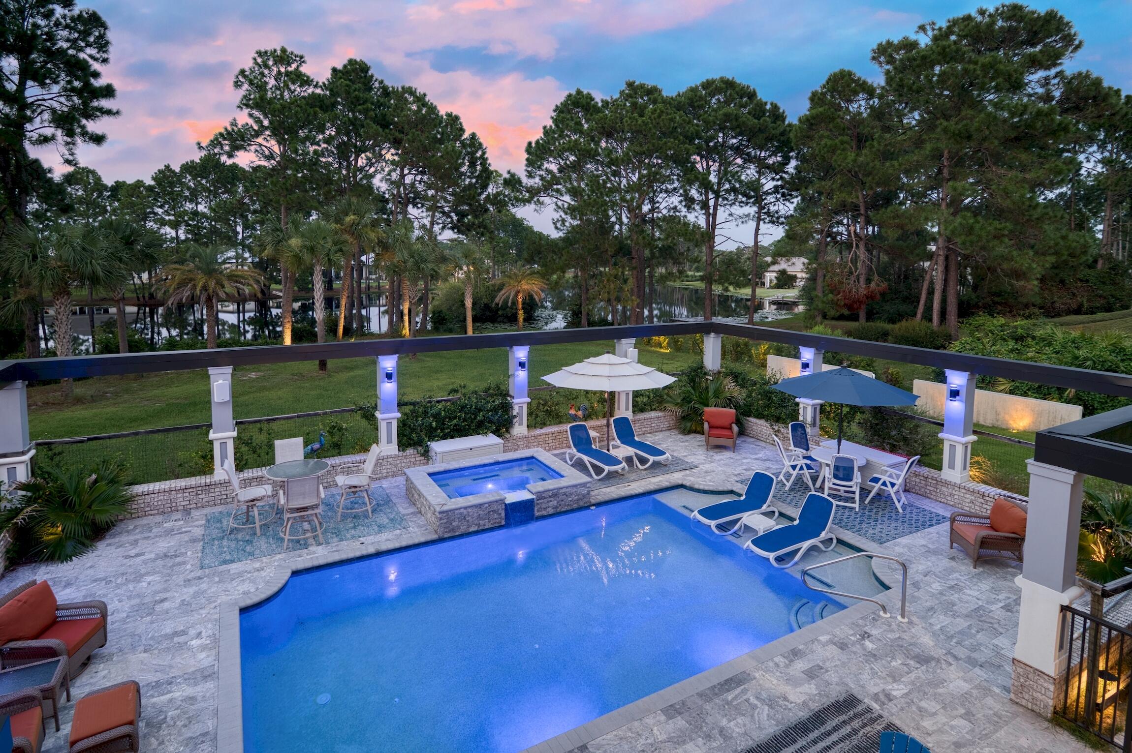 COUNTRY CLUB HILLS - Residential