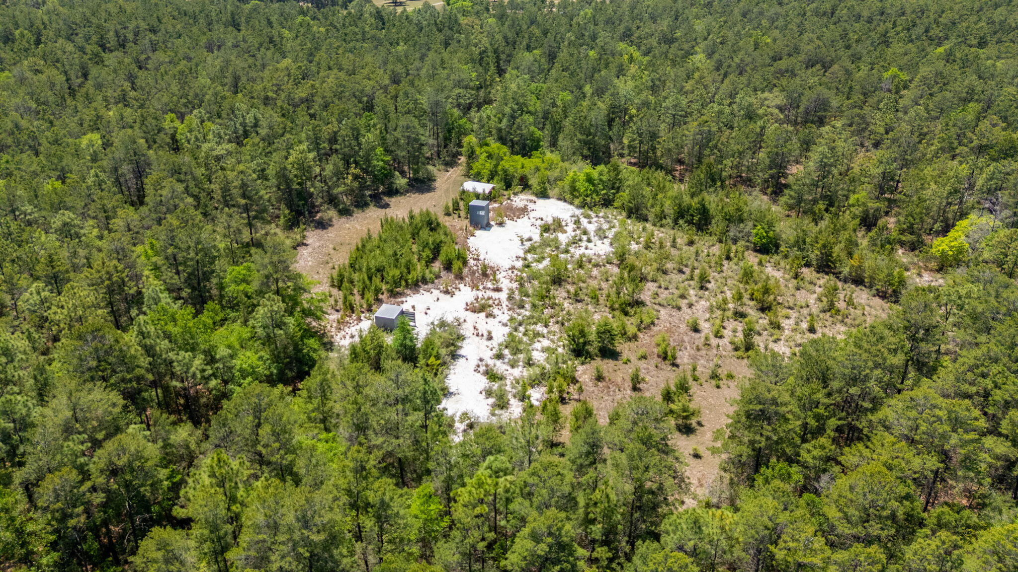 METES & BOUNDS - Land