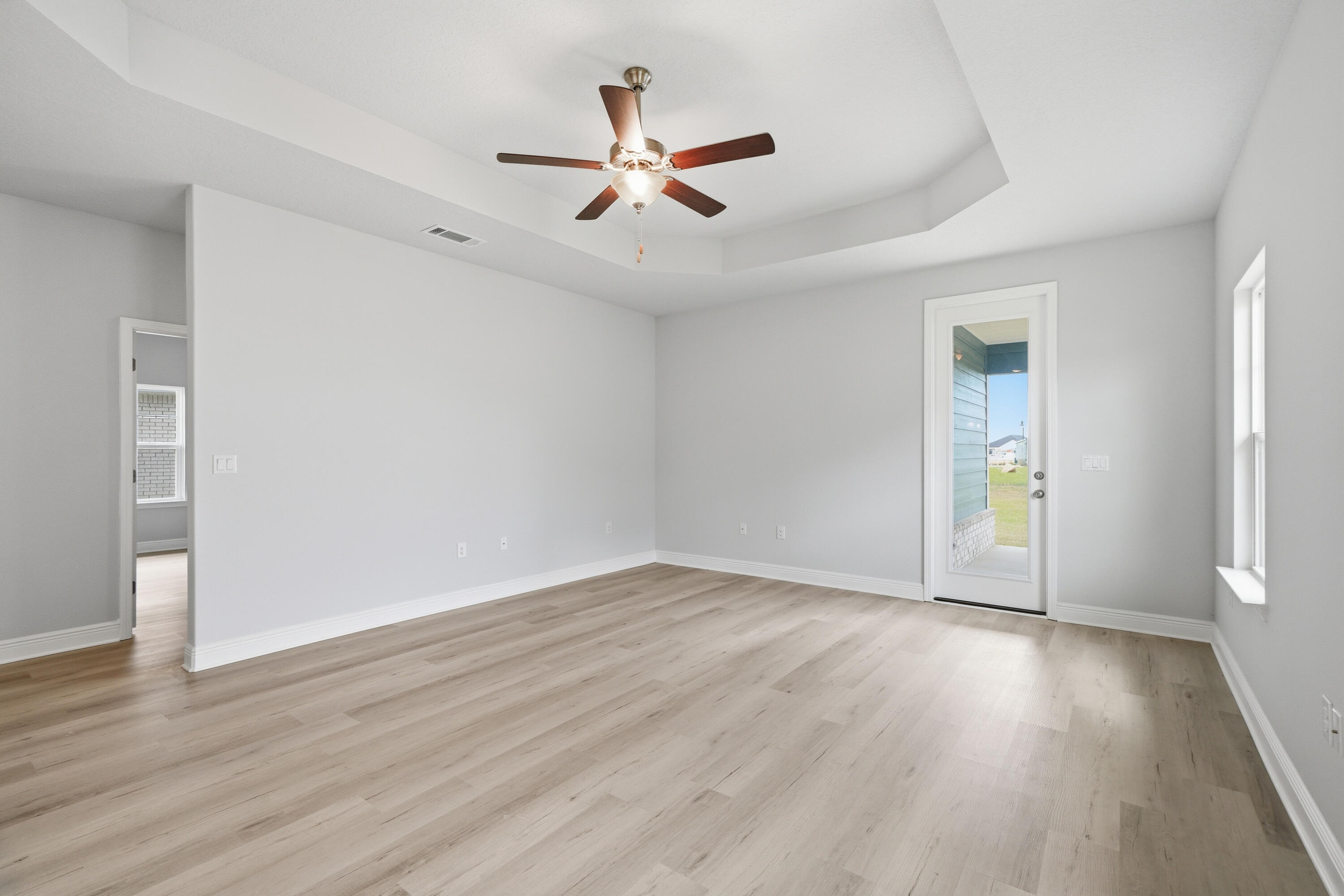 THE BLUFFS AT LAFAYETTE - Residential Lease