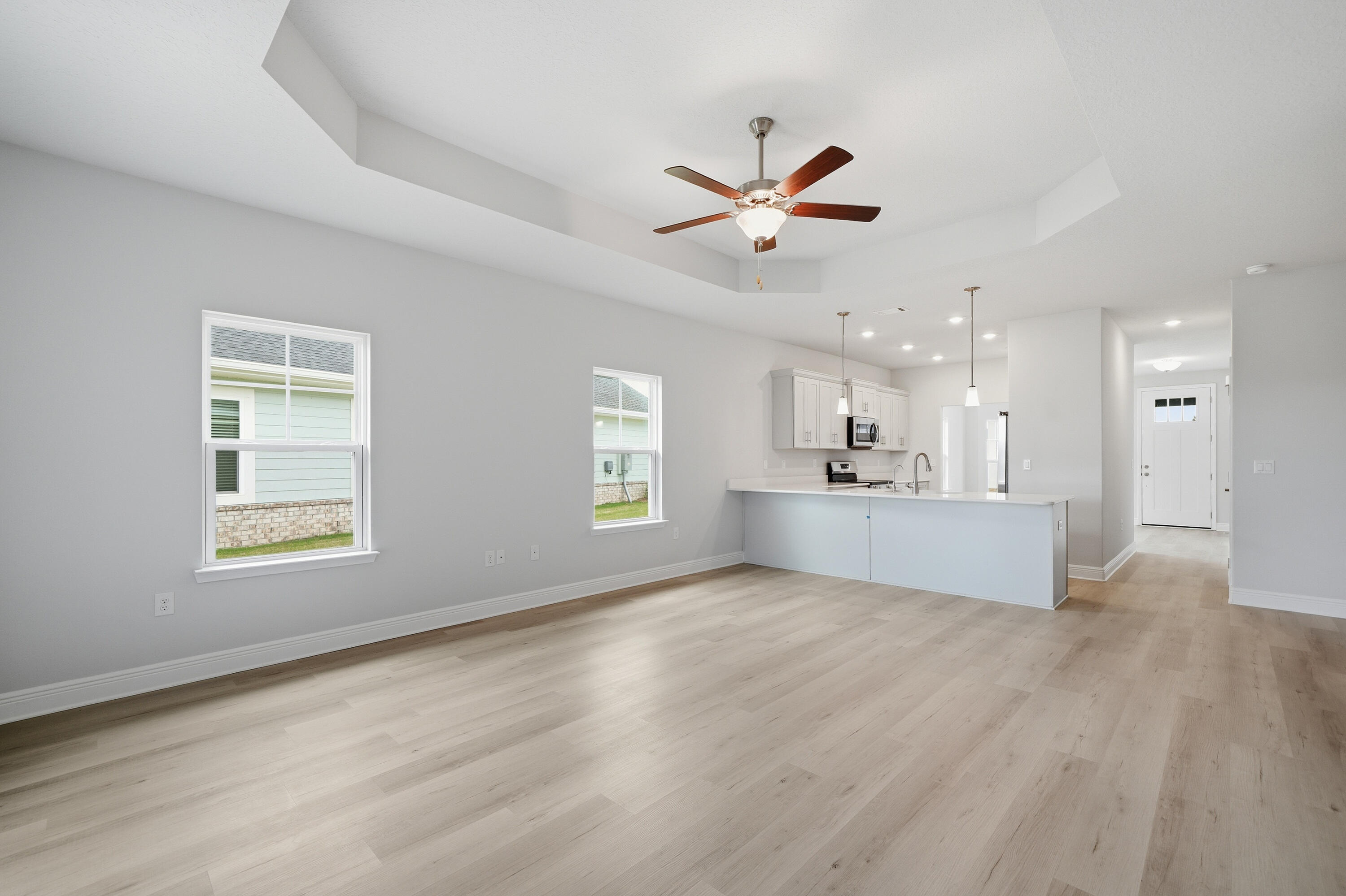 THE BLUFFS AT LAFAYETTE - Residential Lease