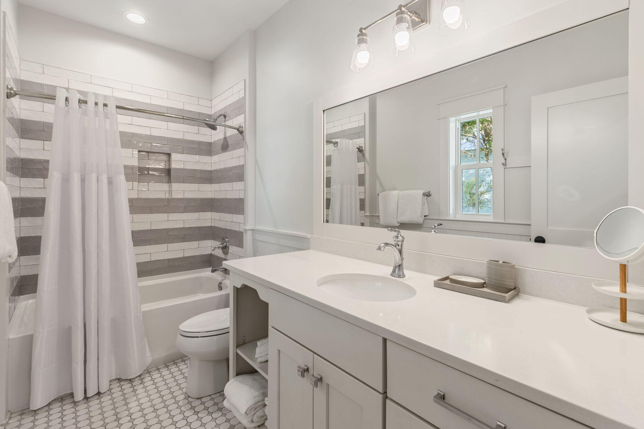 MAGNOLIA COTTAGES BY THE SEA - Residential