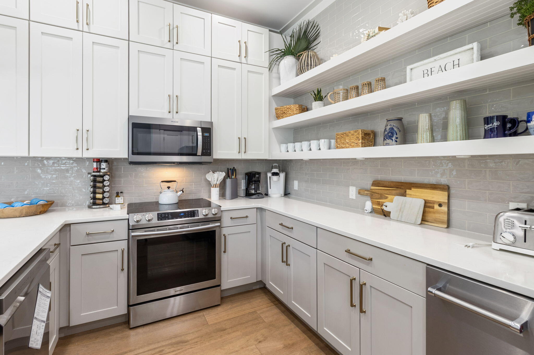 MAGNOLIA COTTAGES BY THE SEA - Residential