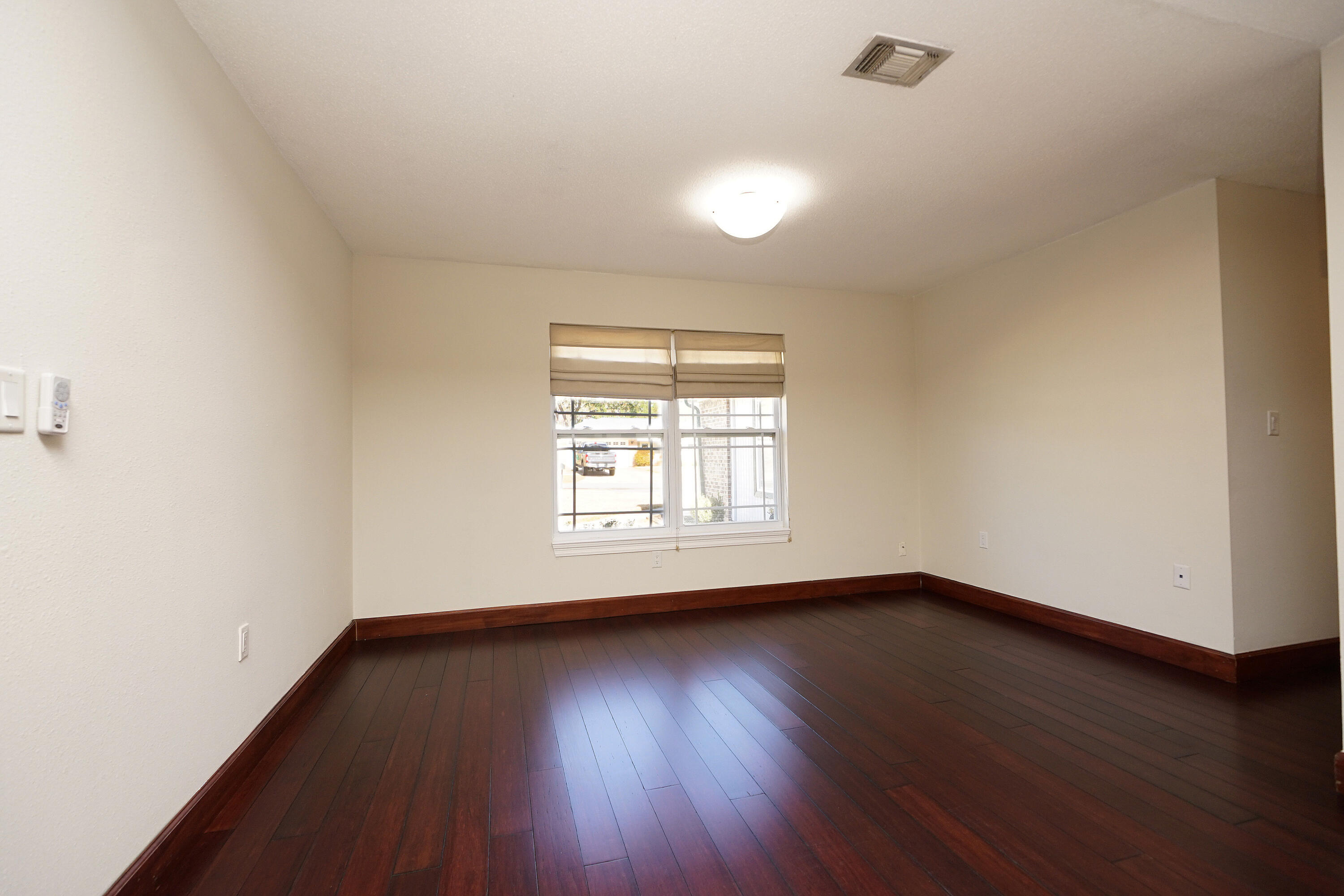 PINEWOOD ESTATES 2 - Residential