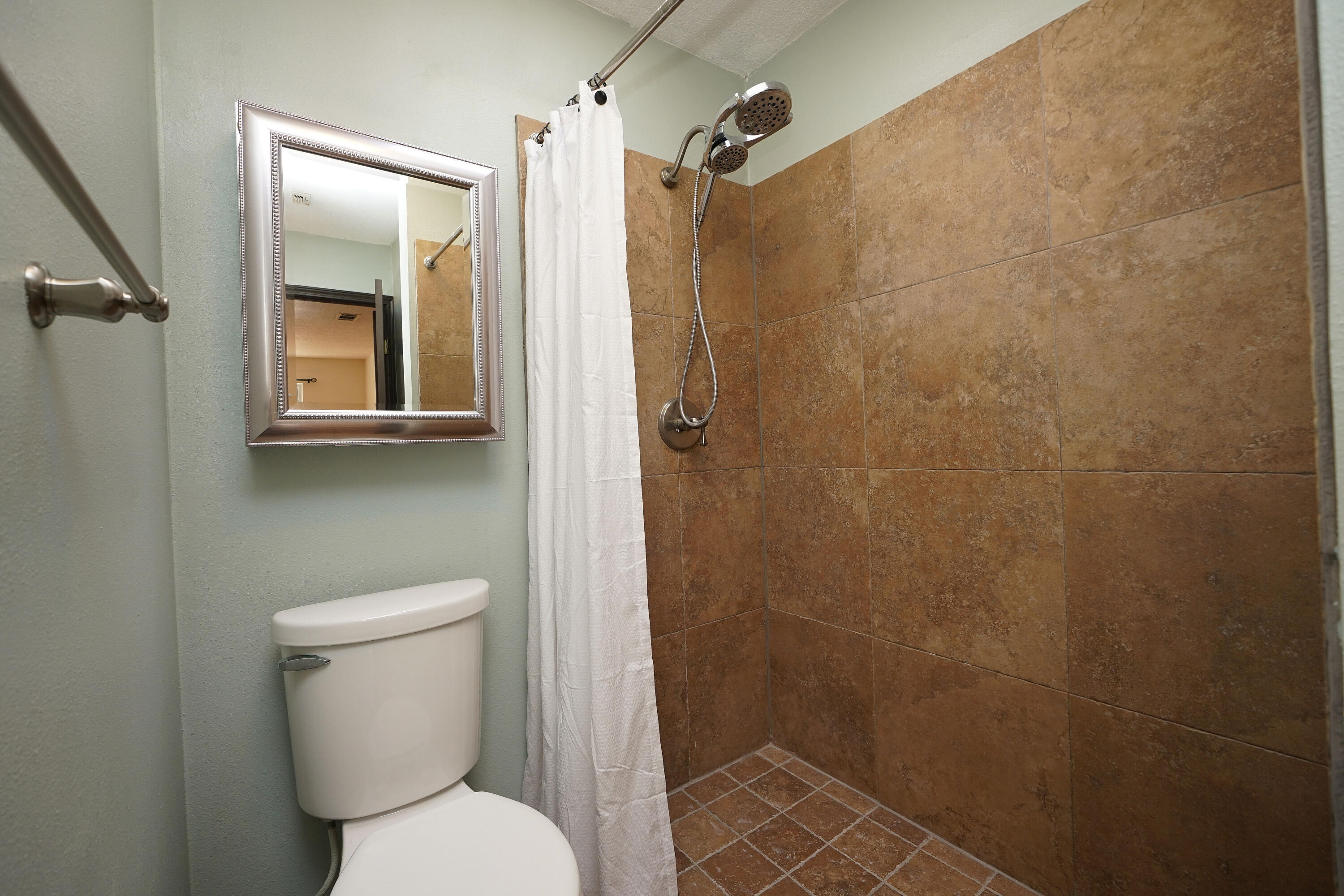 PINEWOOD ESTATES 2 - Residential