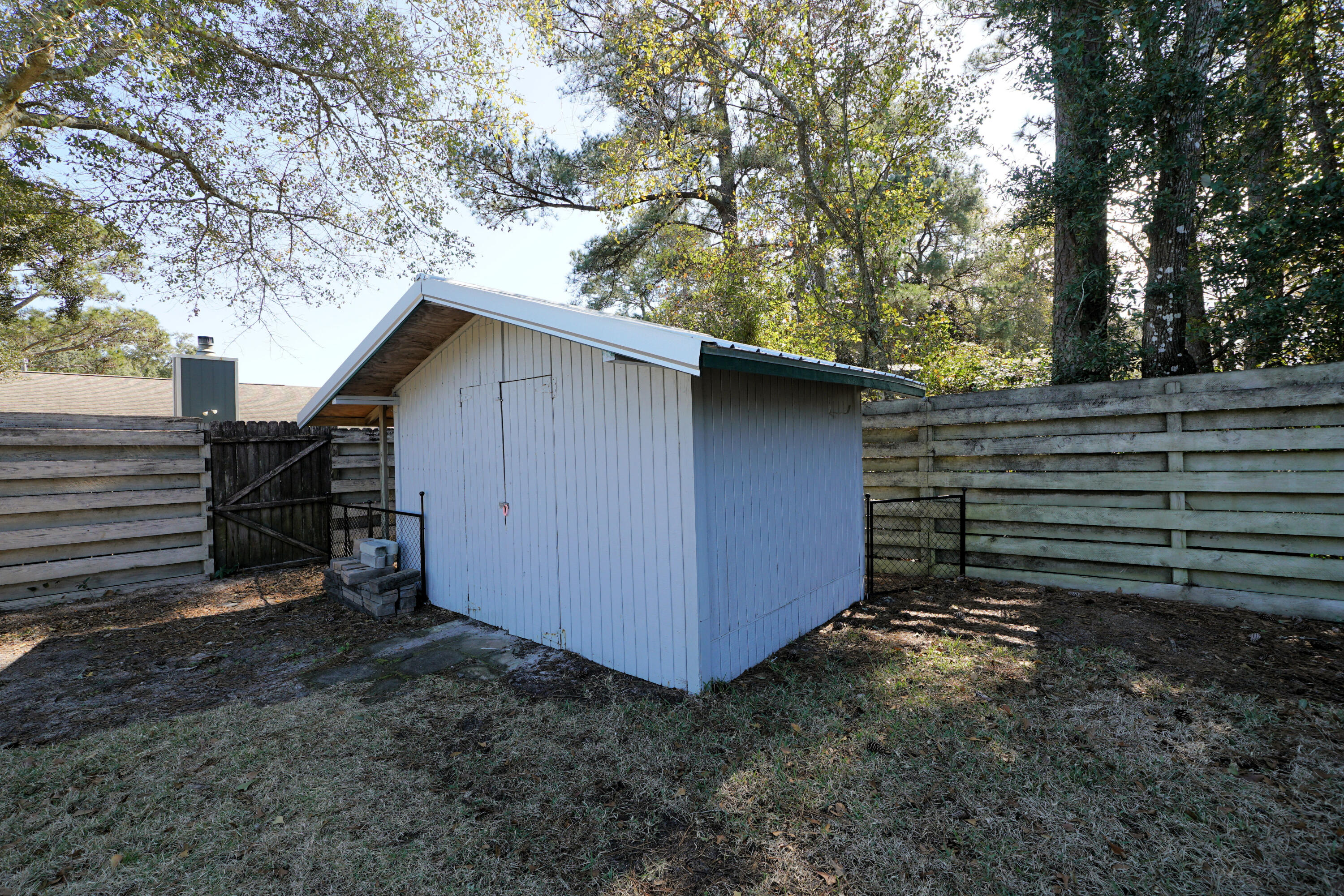 PINEWOOD ESTATES 2 - Residential