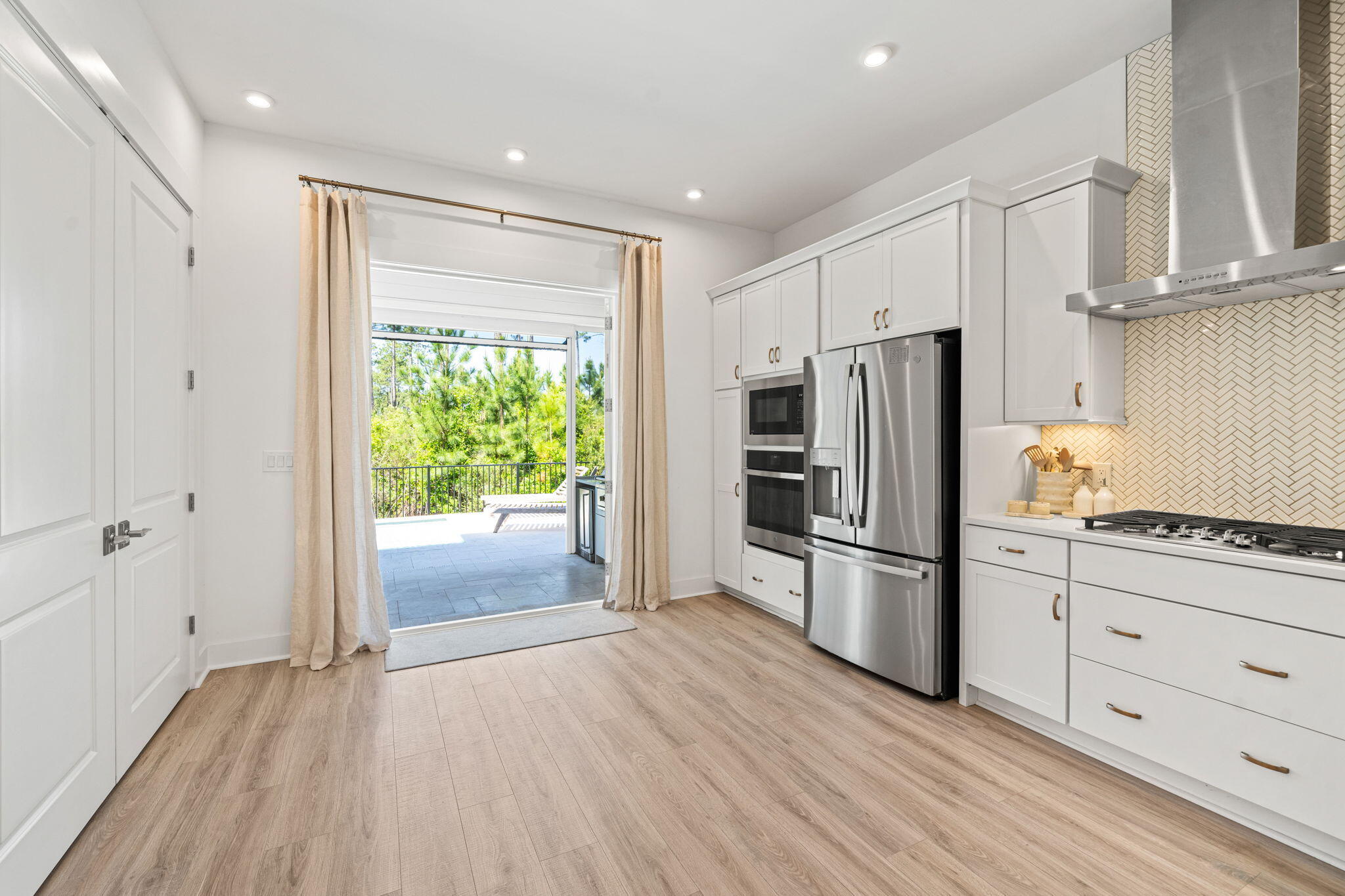 WATERSOUND ORIGINS- NATUREWALK - Residential