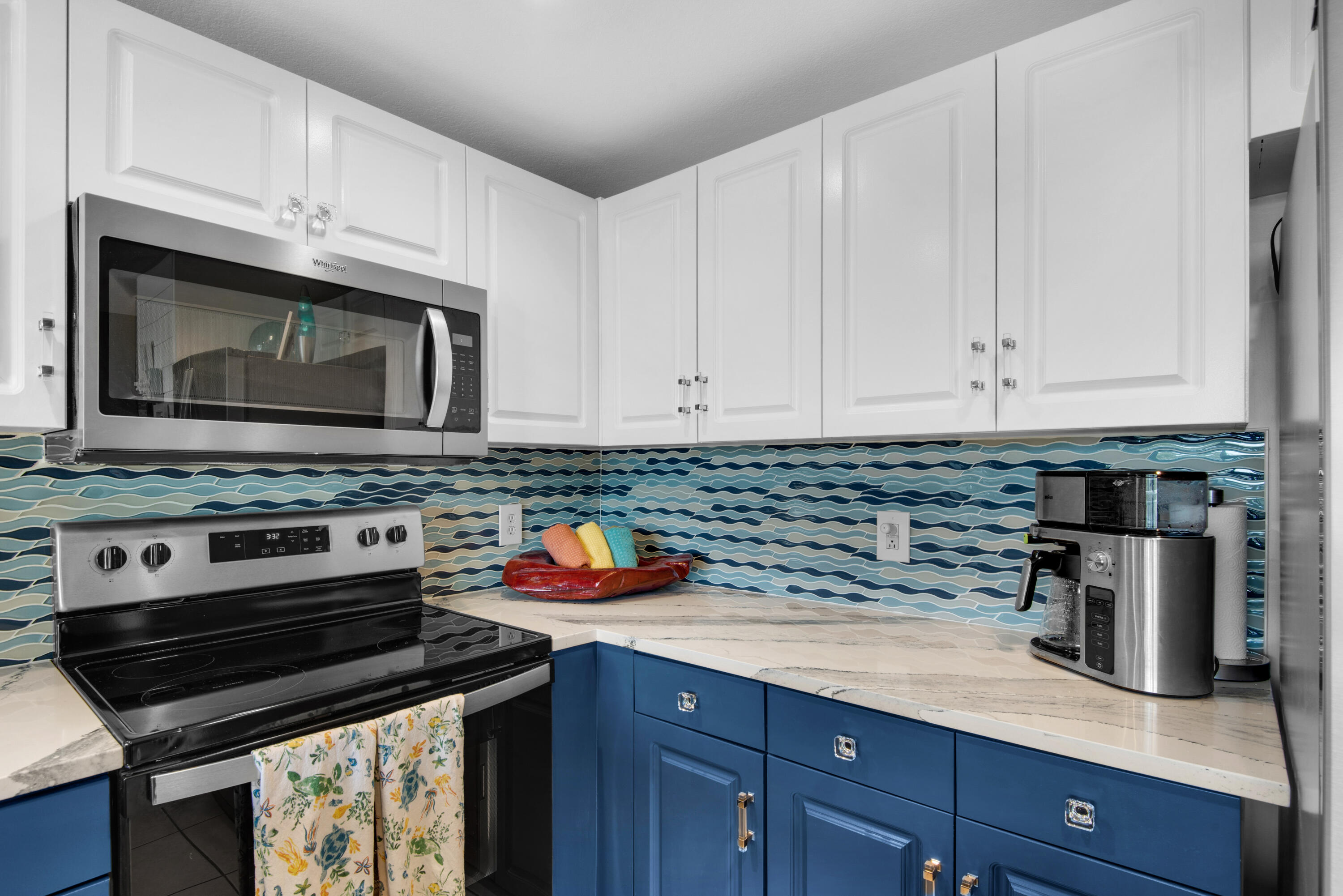 STERLING SHORES - Residential