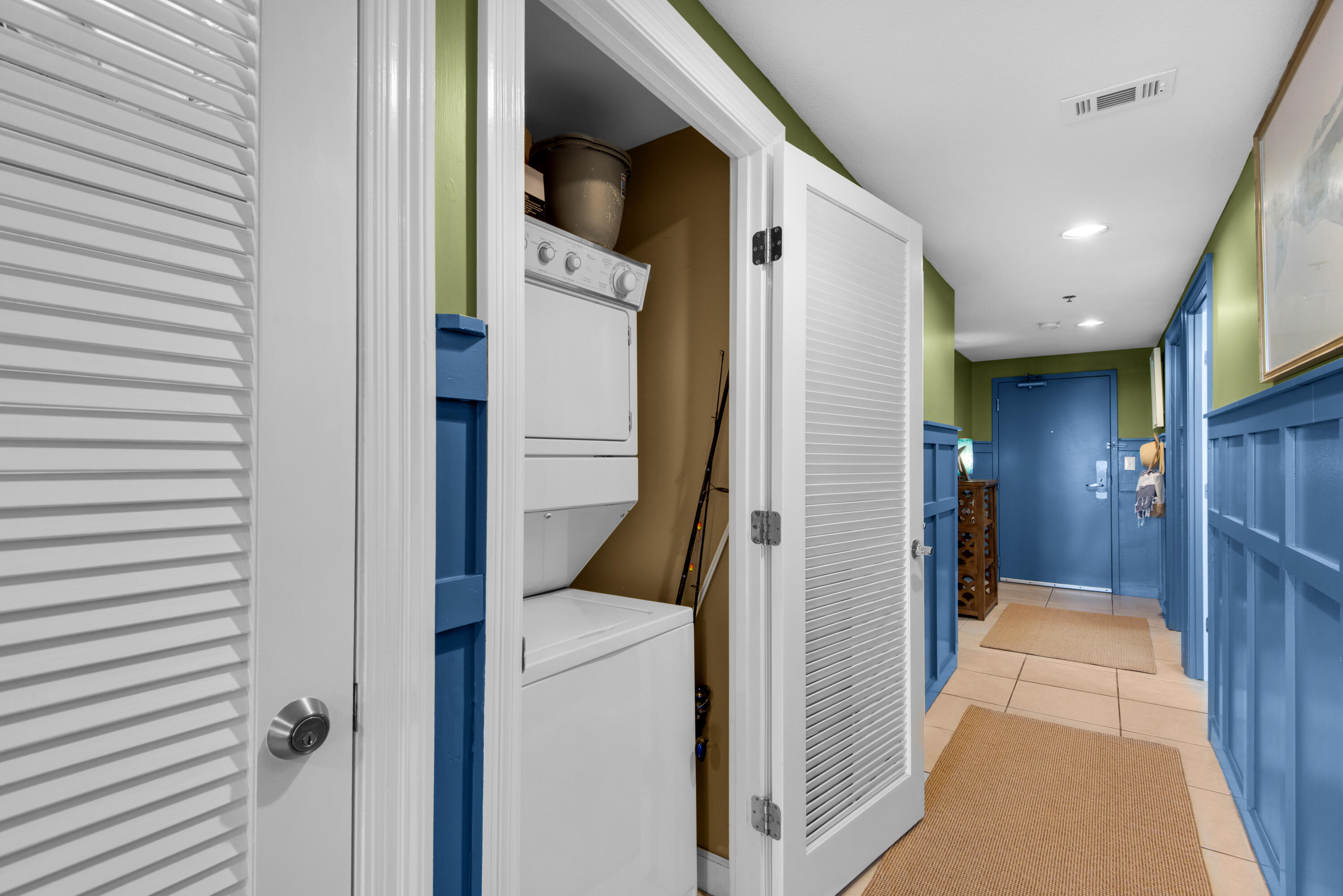 STERLING SHORES - Residential