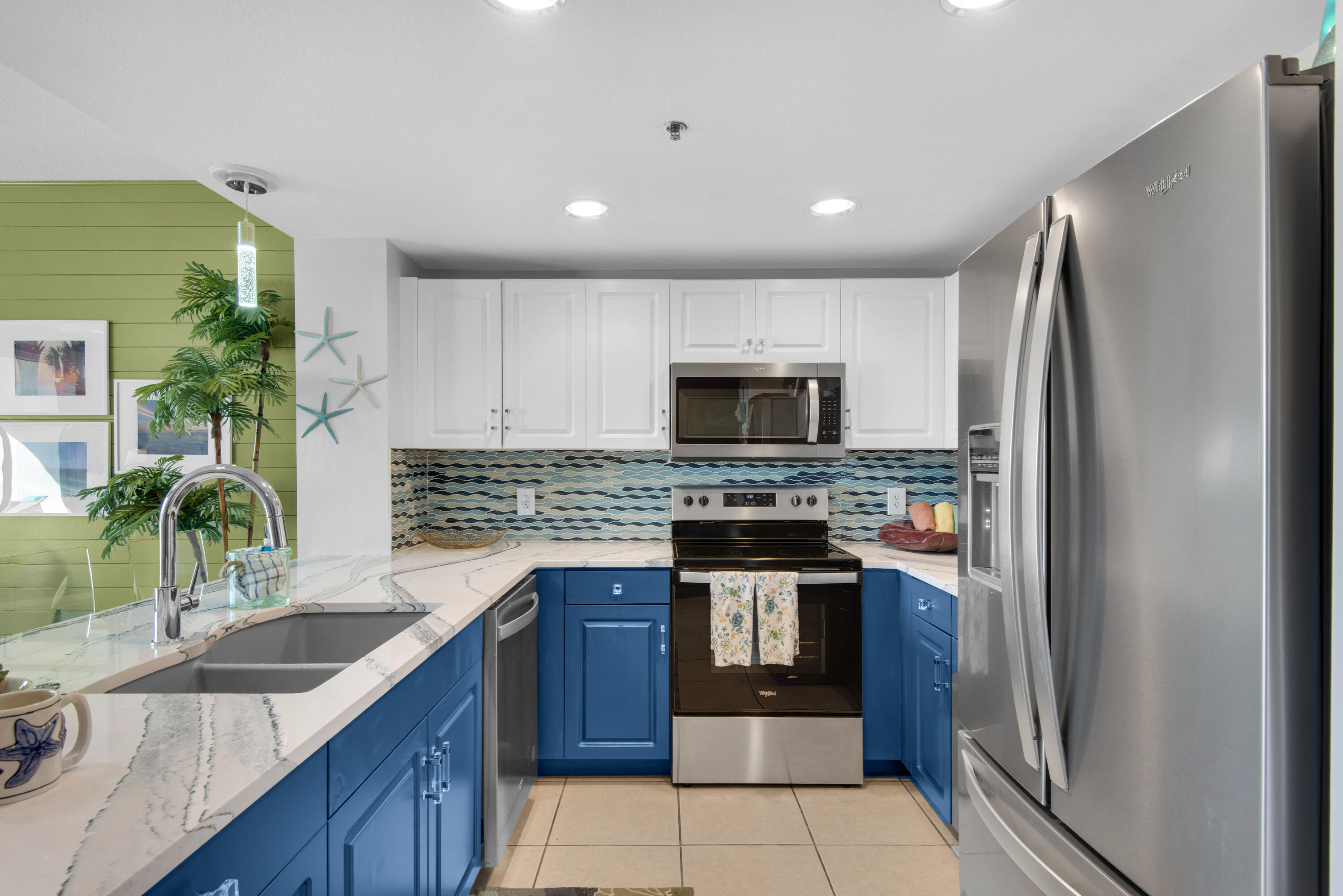 STERLING SHORES - Residential