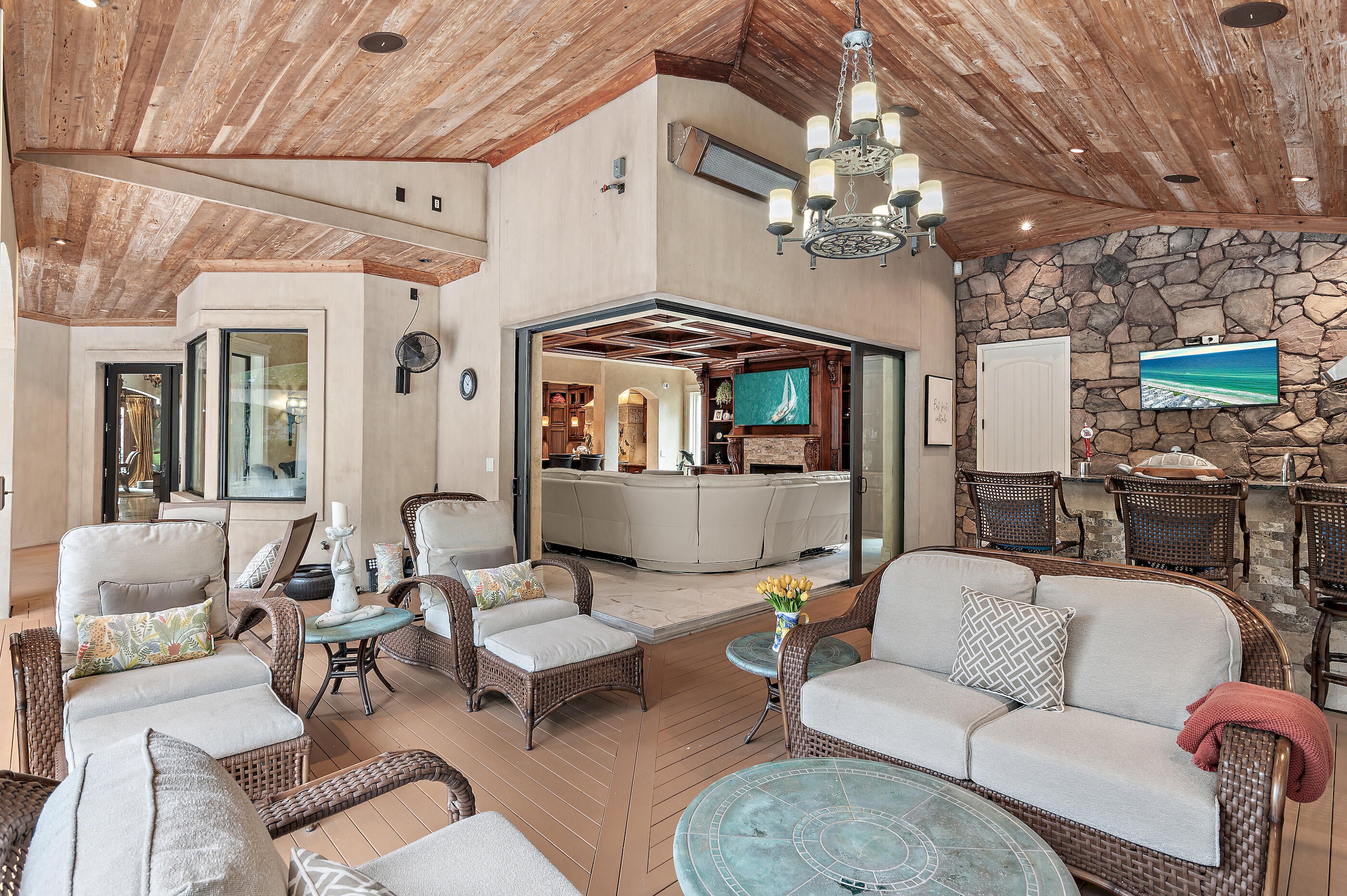437 Admiral Court