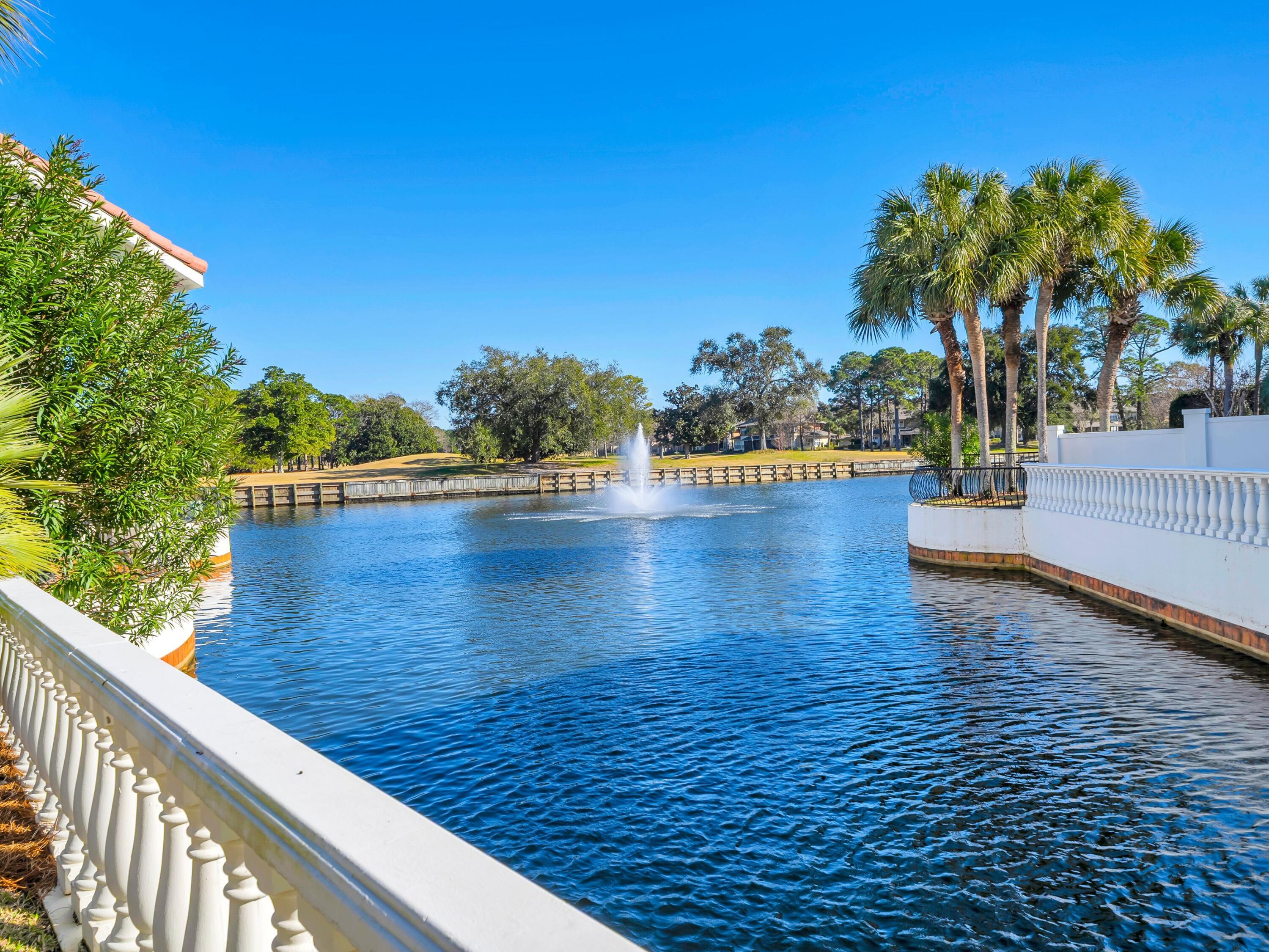 FOUNTAINS AT SANDESTIN - Residential