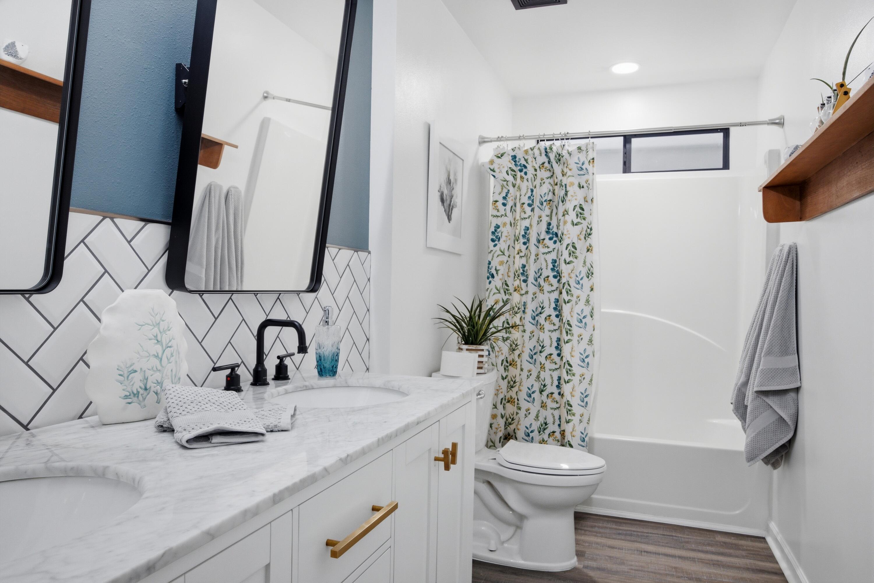 111 Arapaho Trail