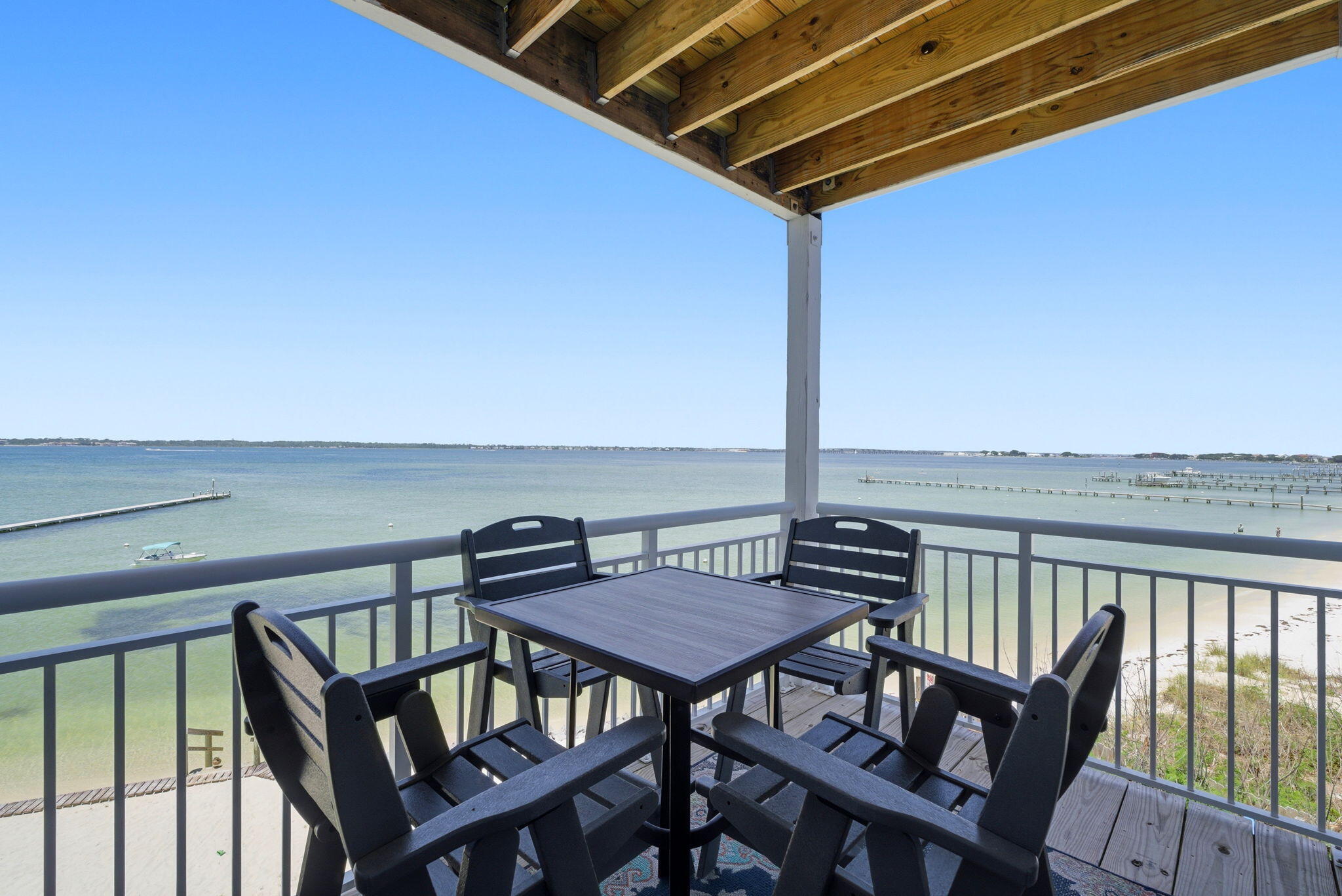 BAYWATCH CONDO - Residential