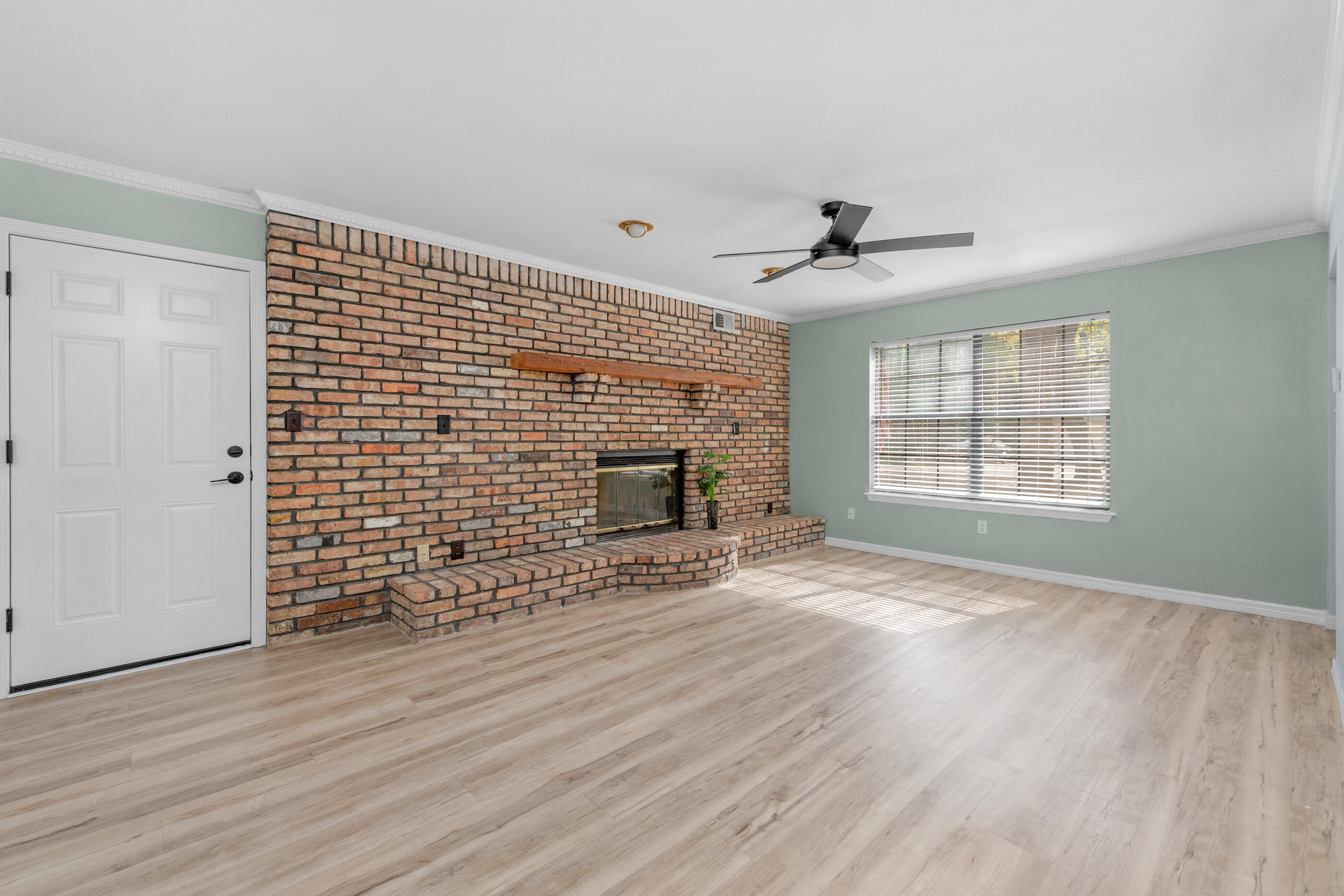 SHADY LANE - Residential