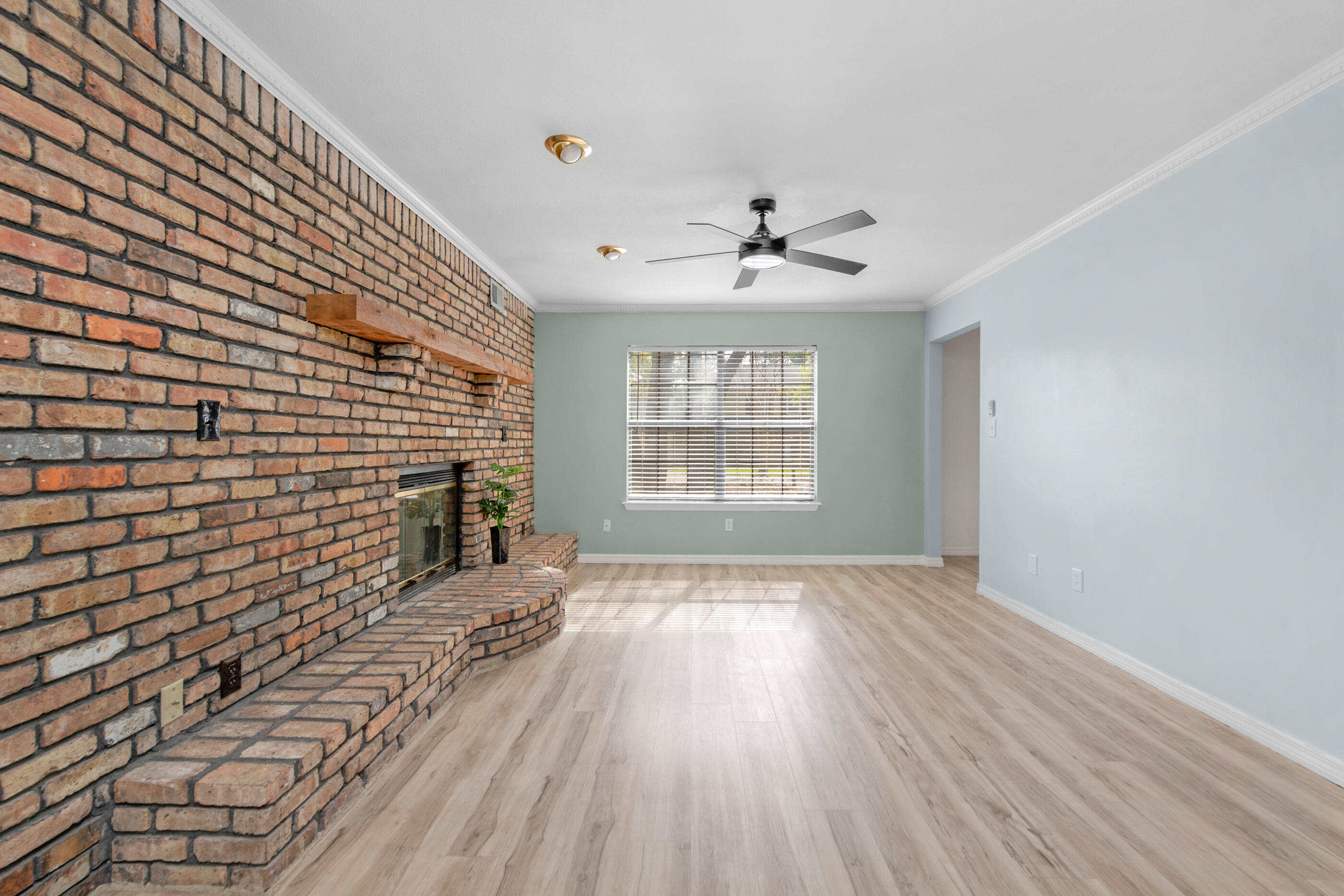 SHADY LANE - Residential