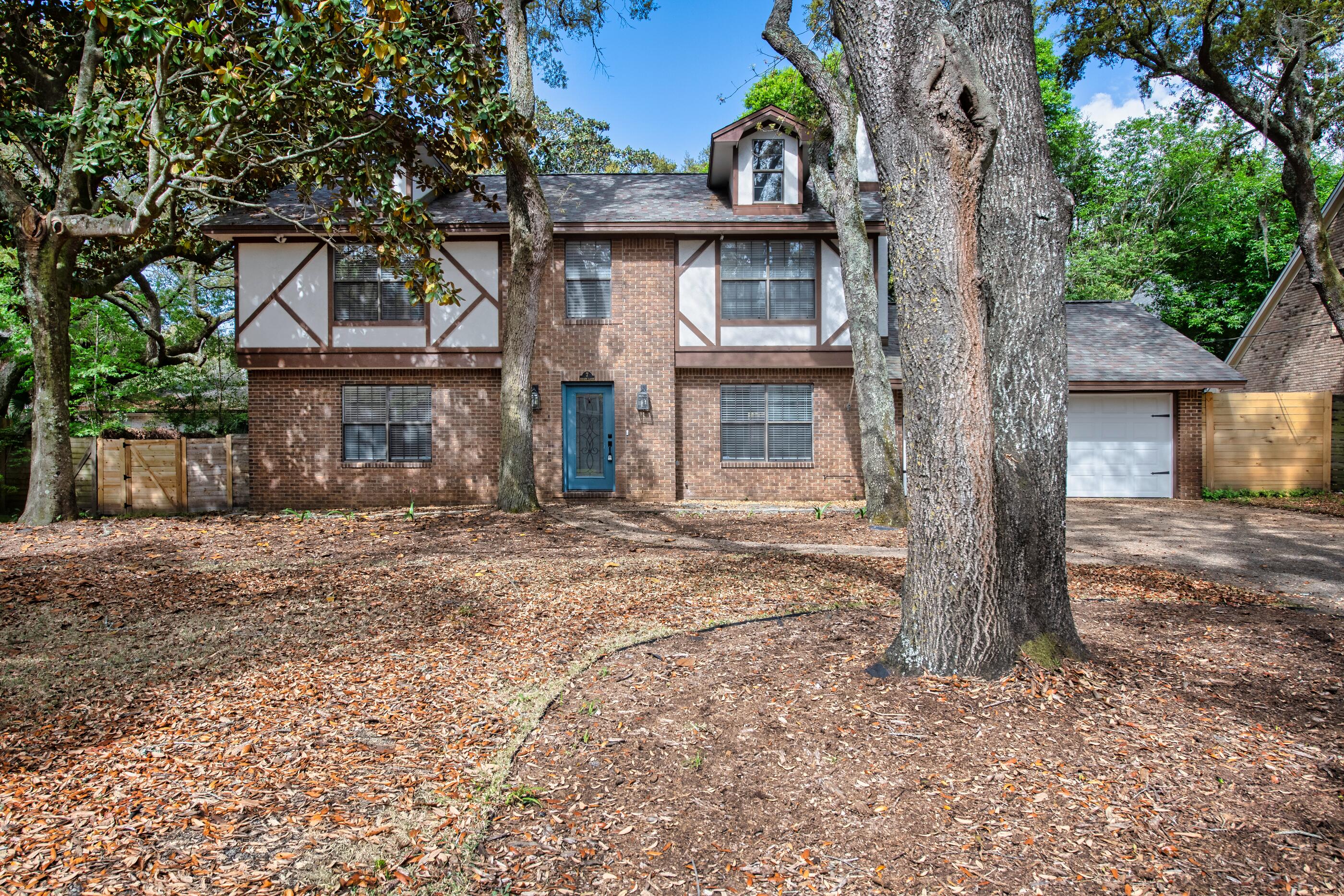 SHADY LANE - Residential