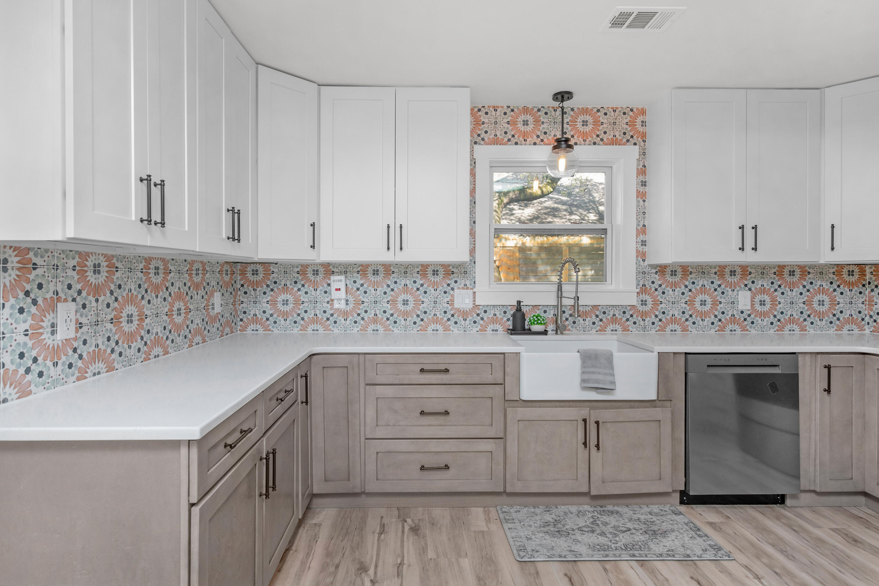 SHADY LANE - Residential