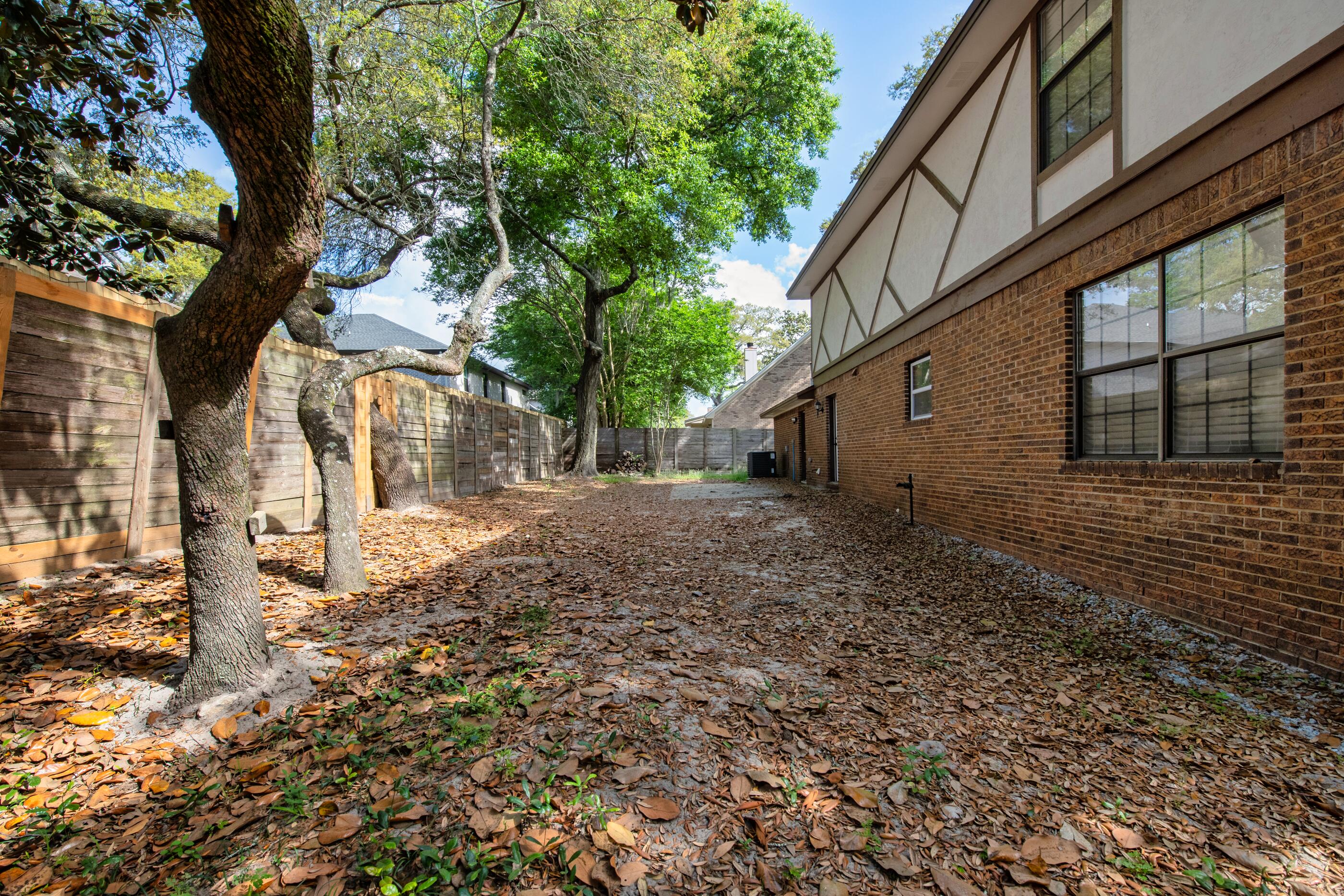 SHADY LANE - Residential