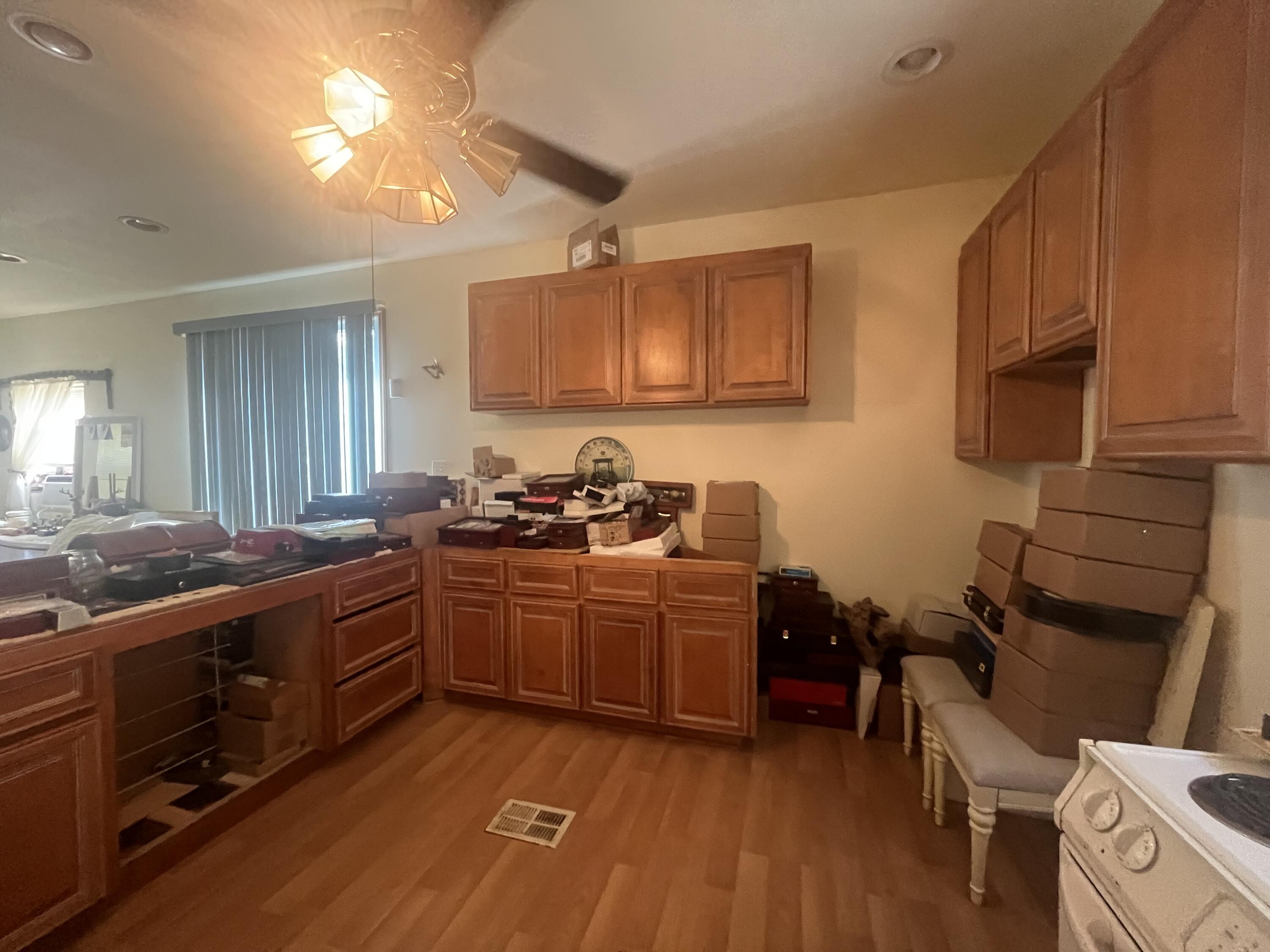 BAY GROVE - Residential