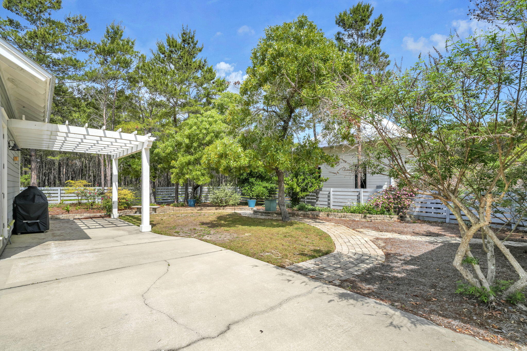 THE LANDING AT CAMP CREEK - Residential