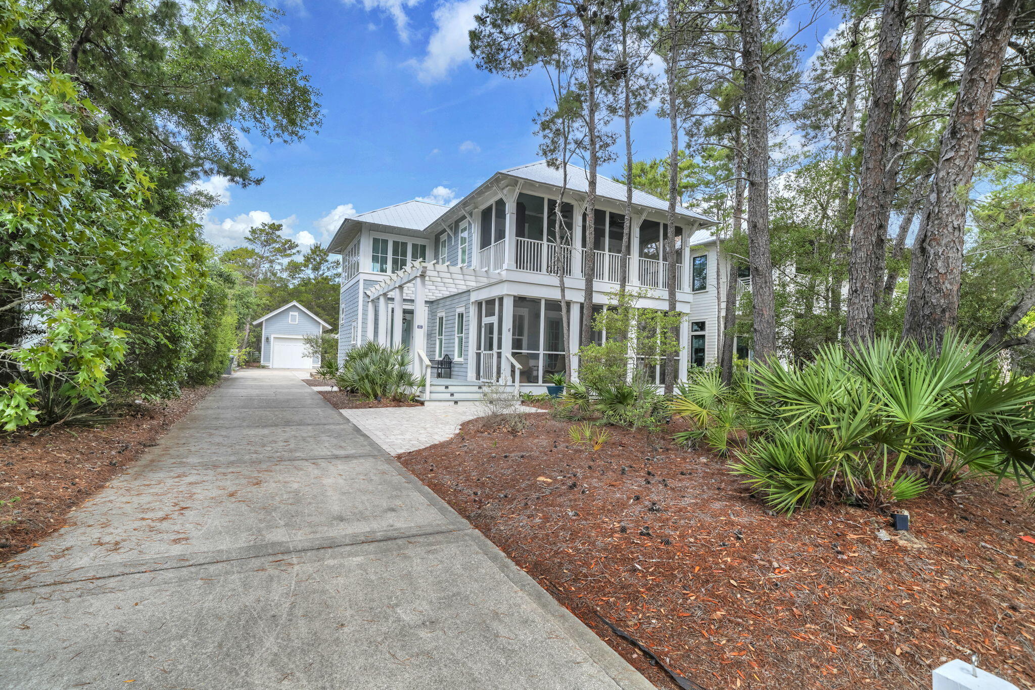 THE LANDING AT CAMP CREEK - Residential