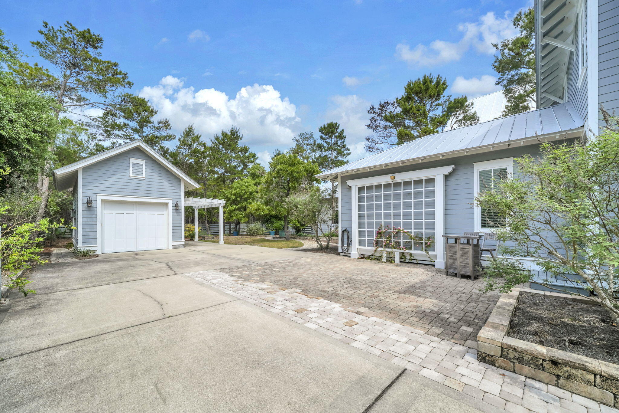 THE LANDING AT CAMP CREEK - Residential