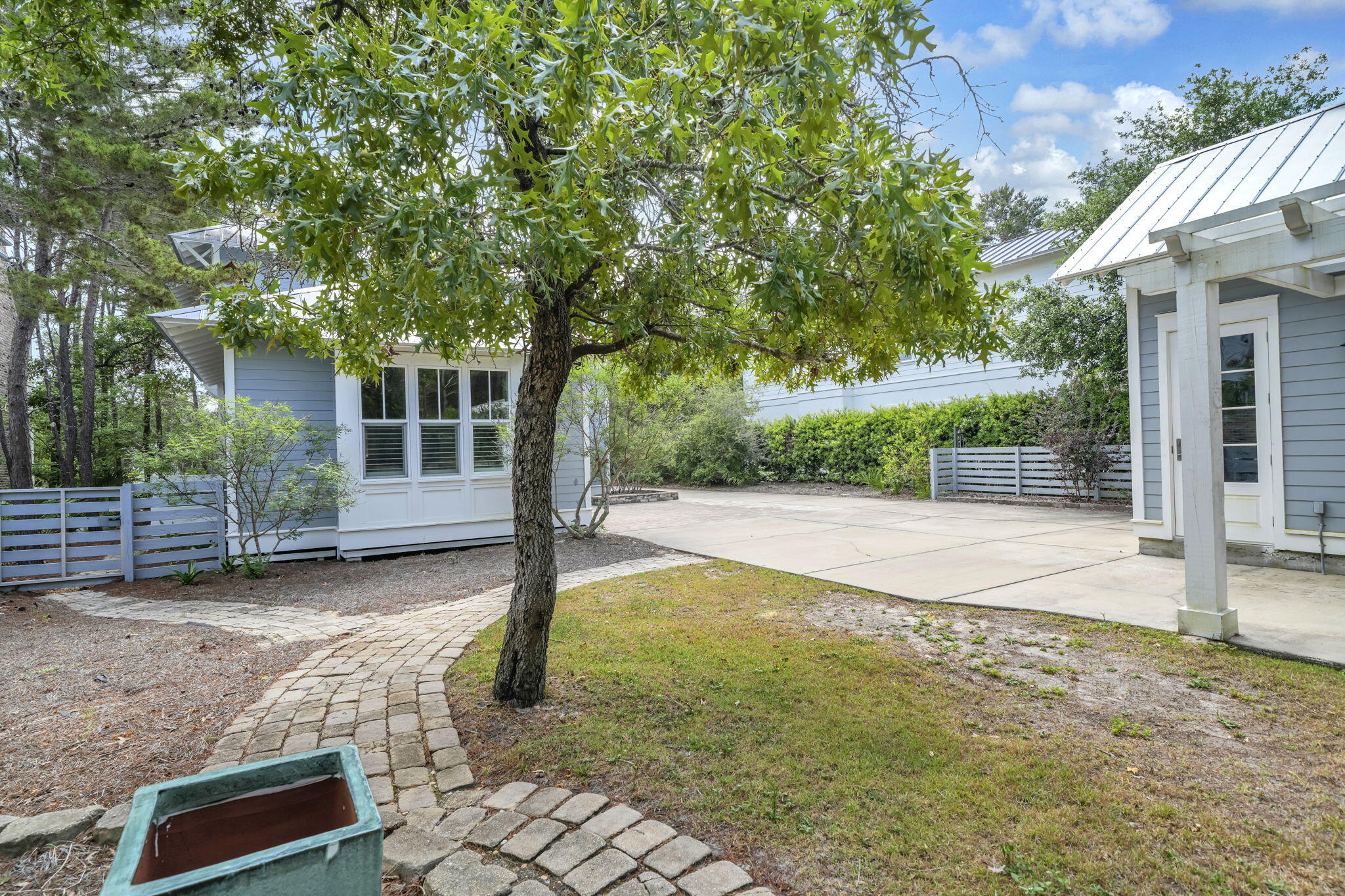 THE LANDING AT CAMP CREEK - Residential