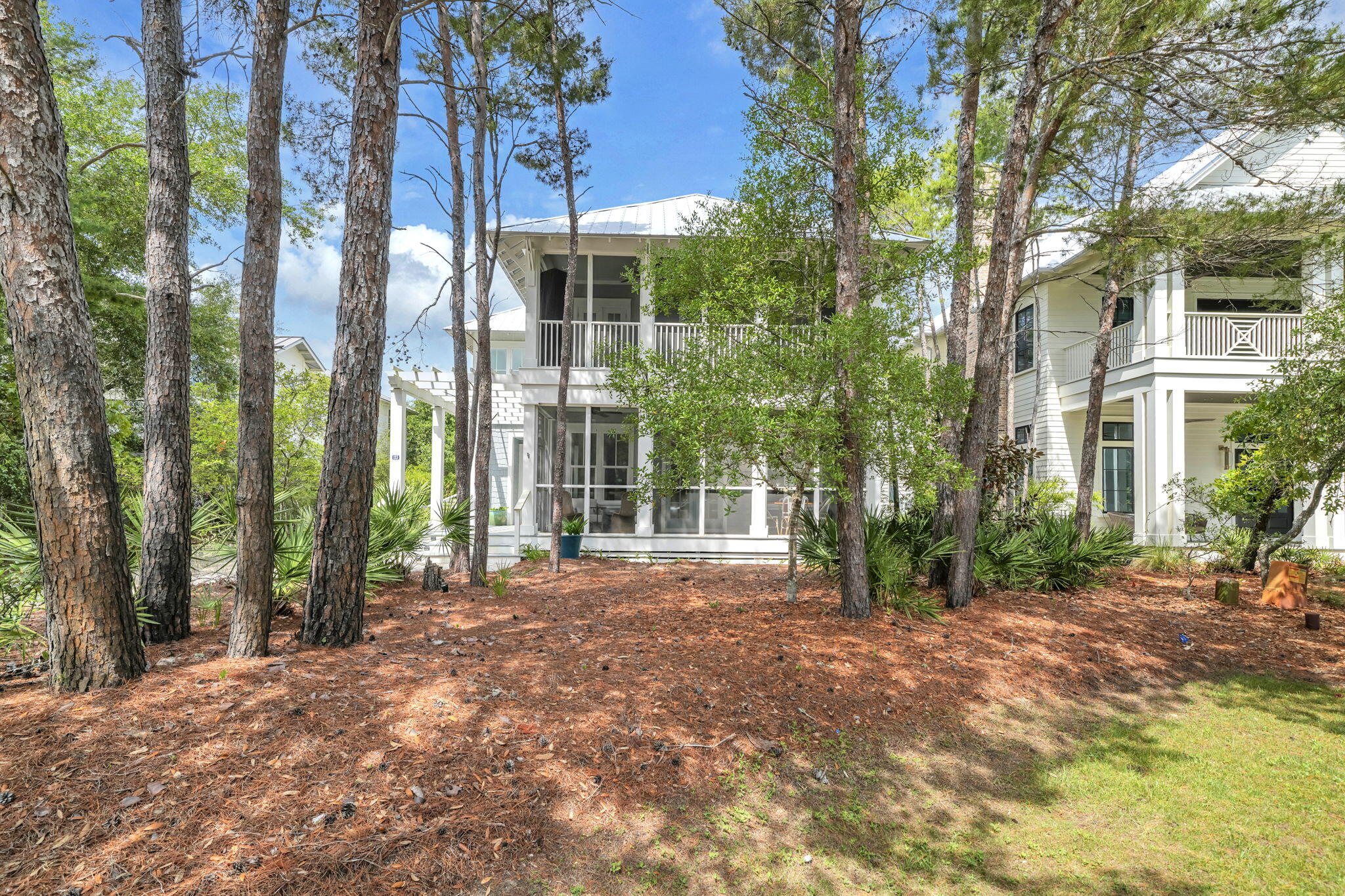 THE LANDING AT CAMP CREEK - Residential