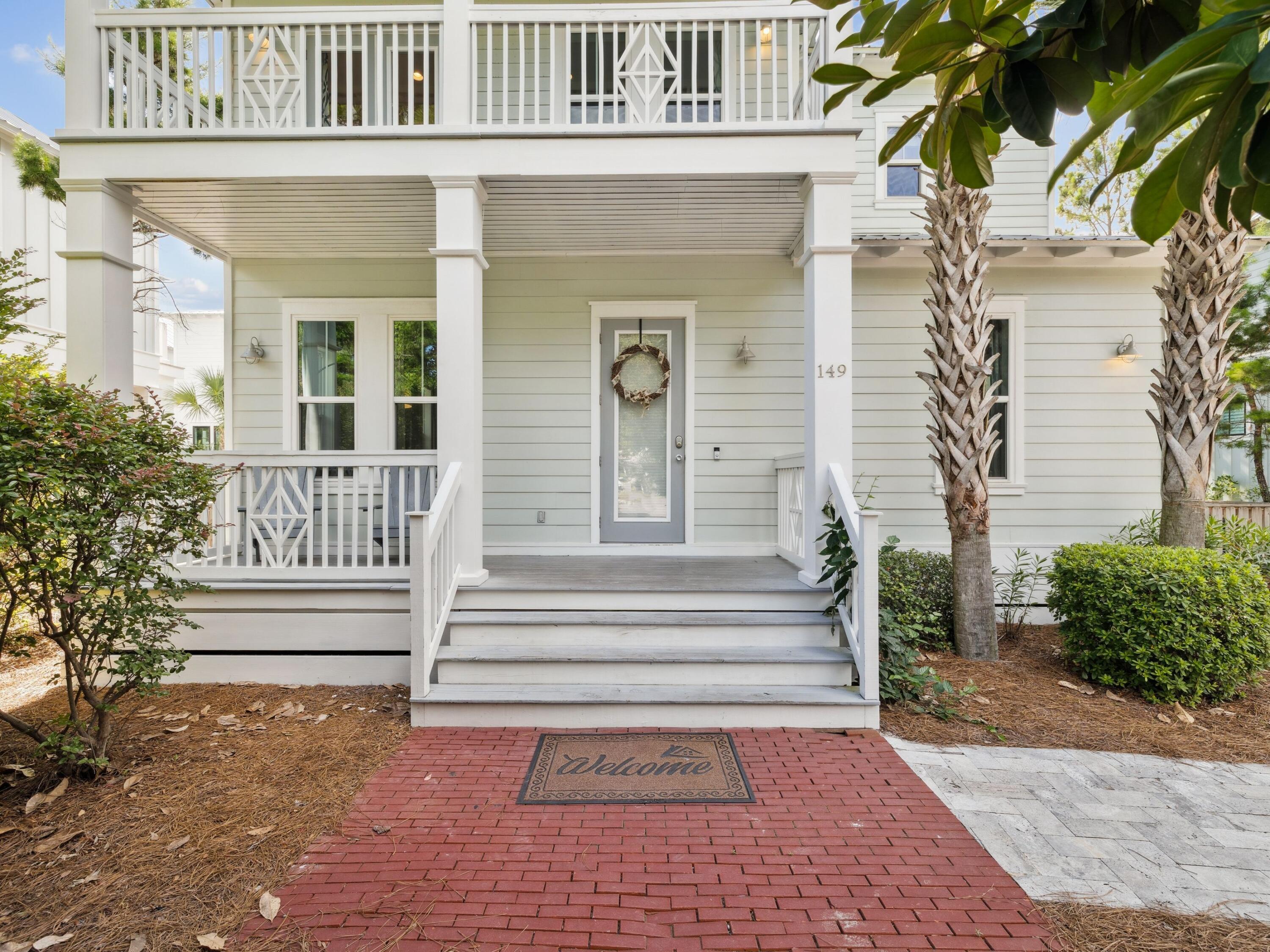 COTTAGES AT EASTERN LAKE - Residential