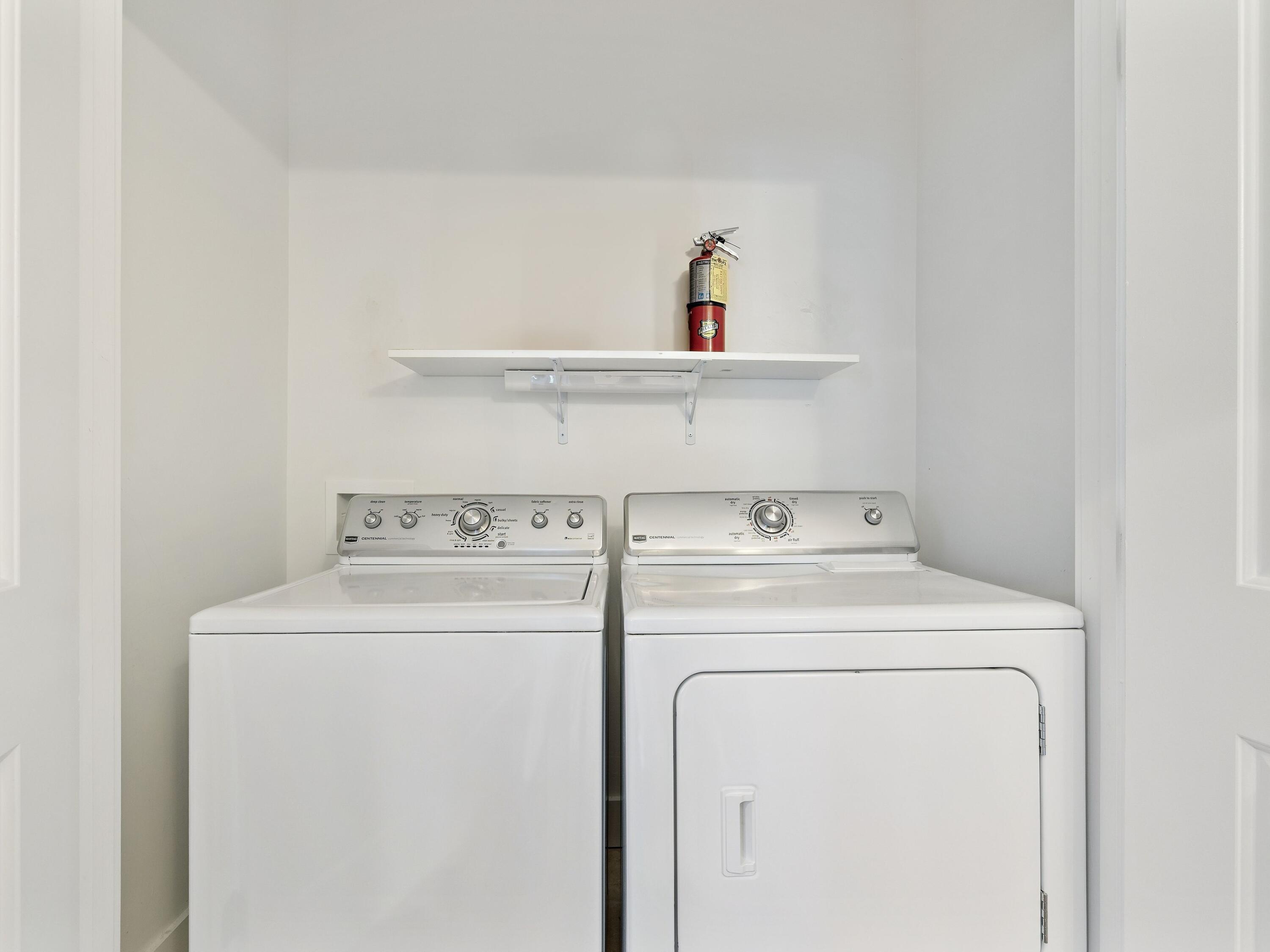 COTTAGES AT EASTERN LAKE - Residential