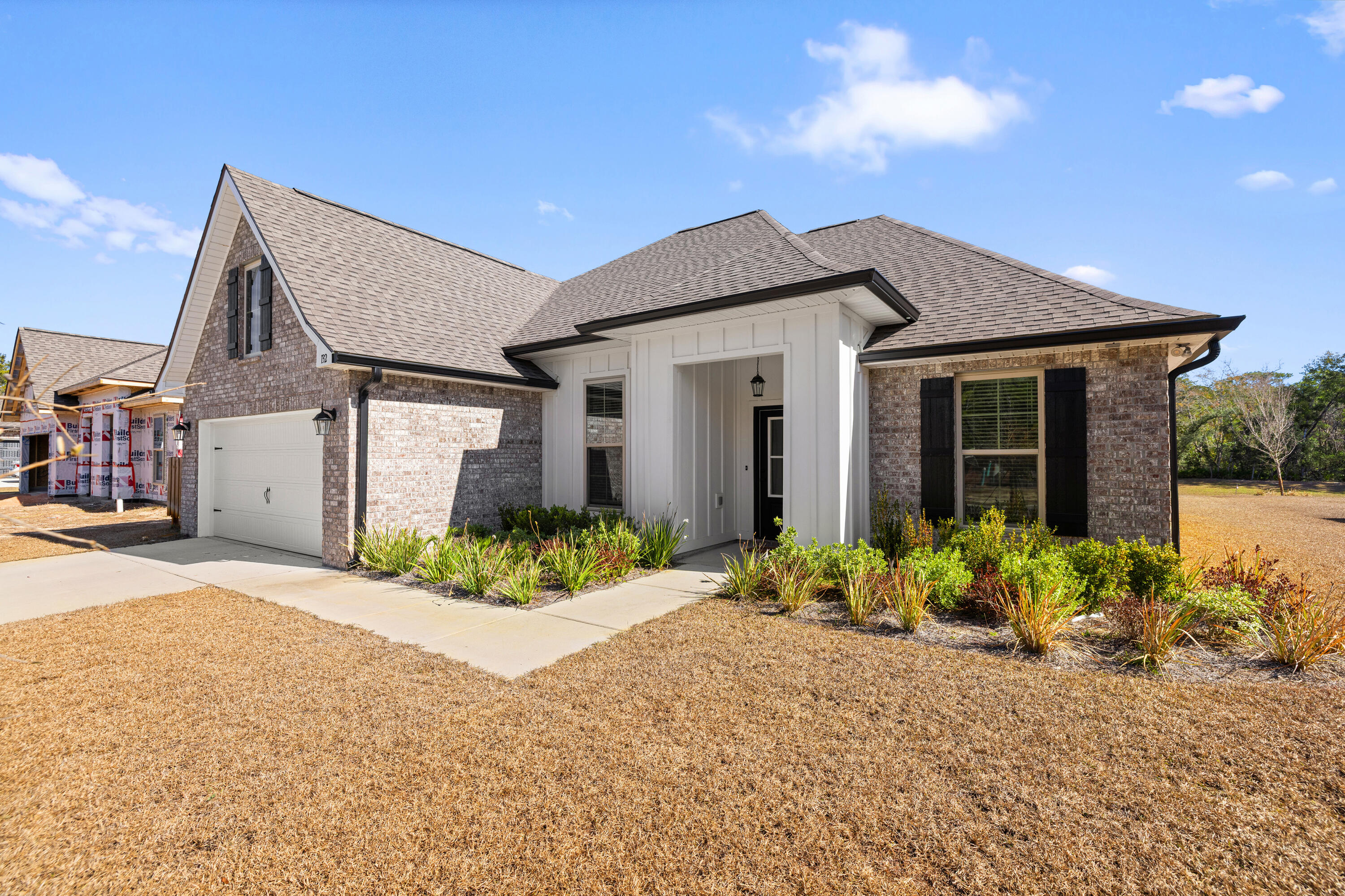 HAMMOCK BAY - BIRD SONG - Residential