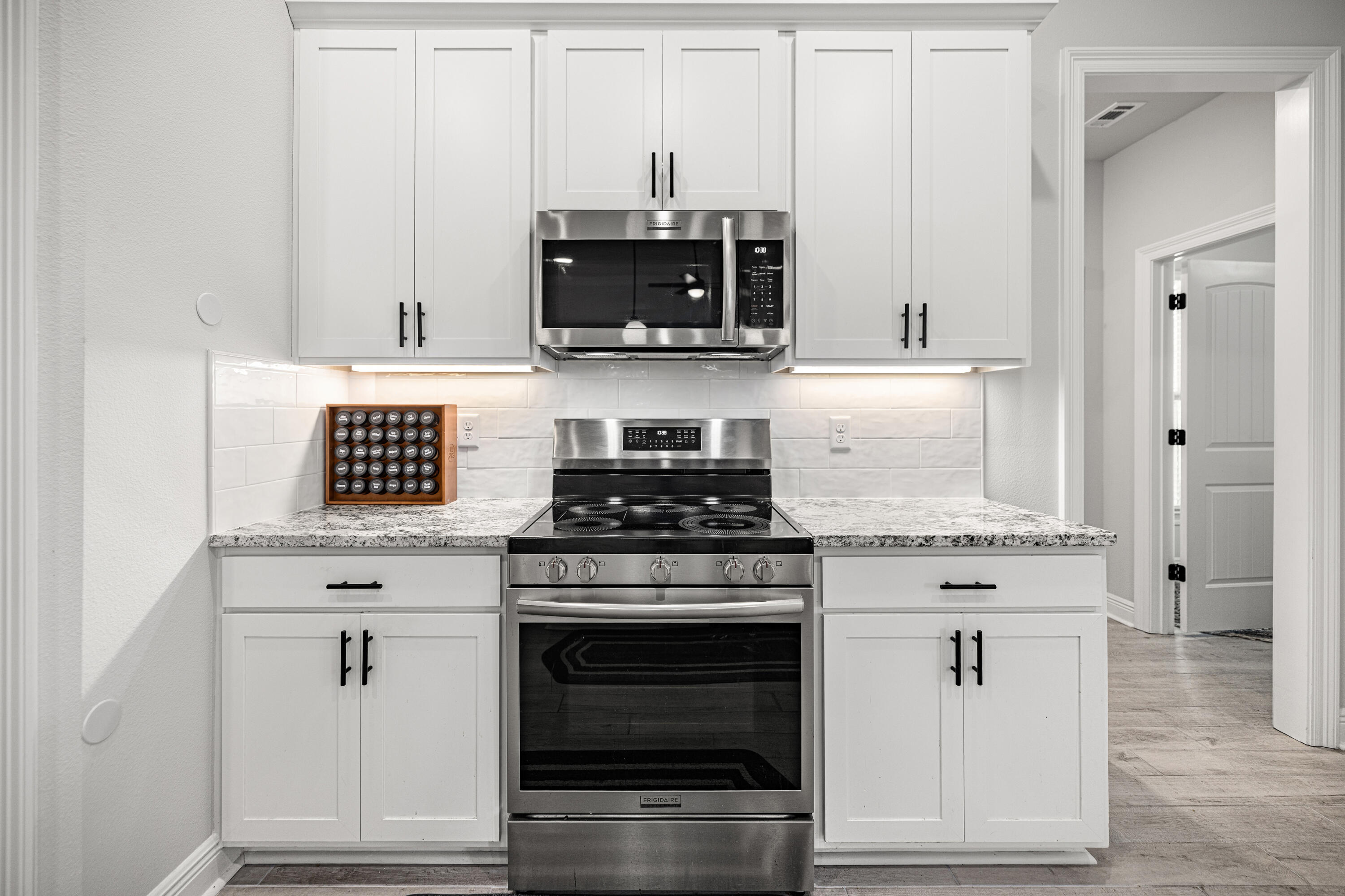 HAMMOCK BAY - BIRD SONG - Residential