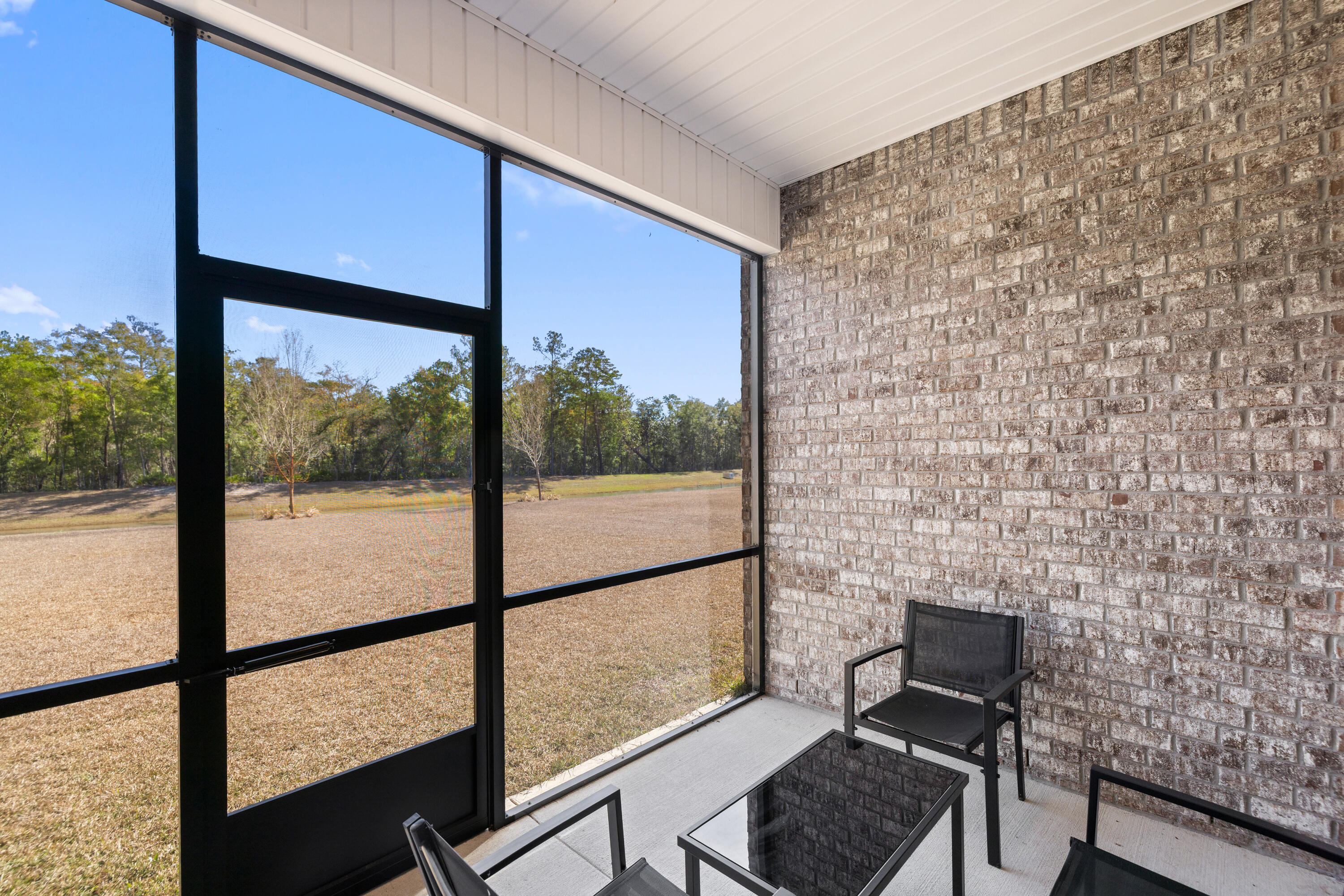 HAMMOCK BAY - BIRD SONG - Residential