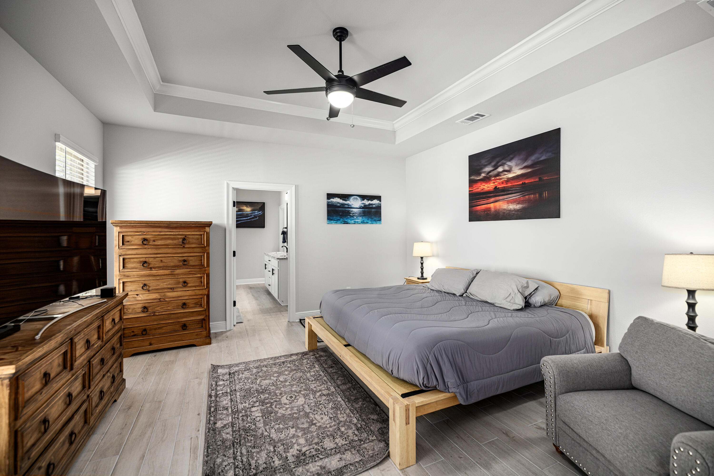 HAMMOCK BAY - BIRD SONG - Residential