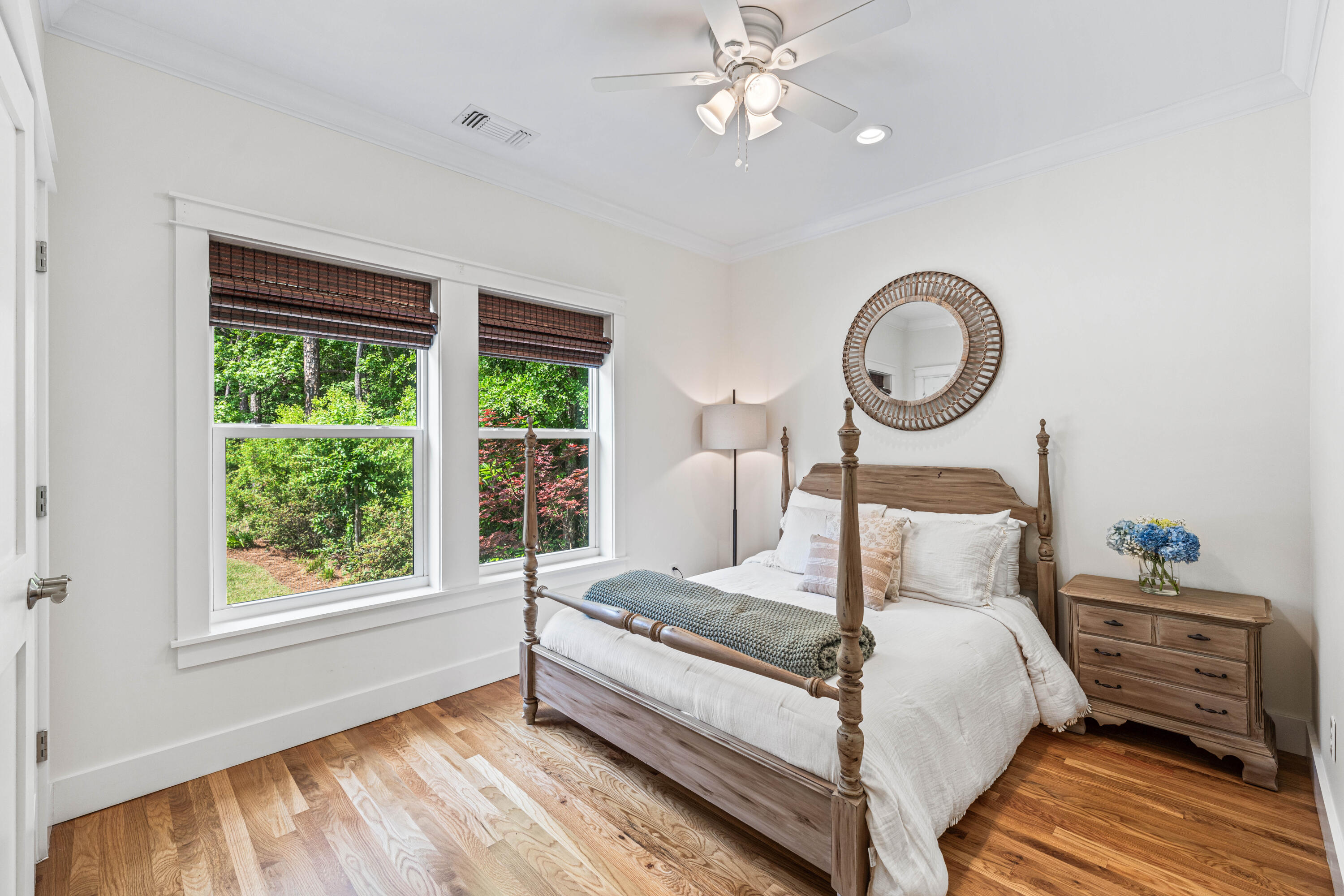 MAGNOLIA BEACH - Residential