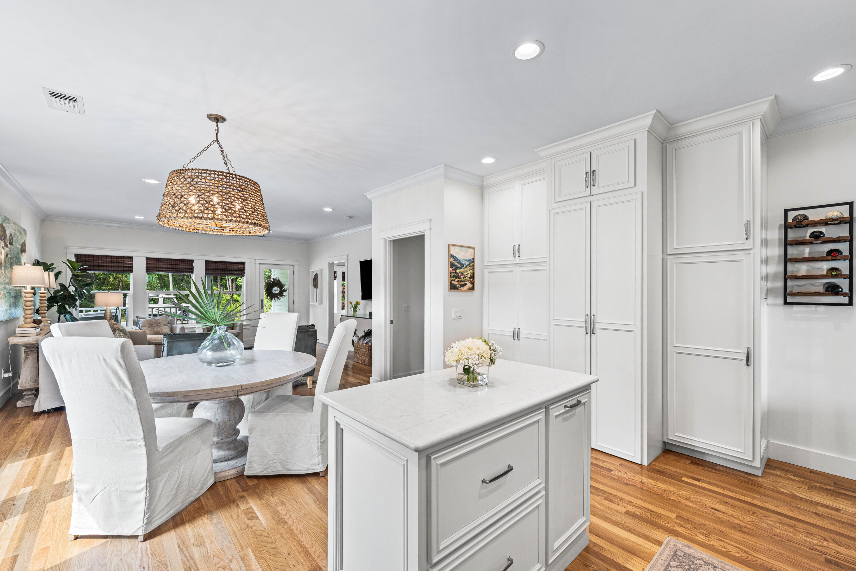 MAGNOLIA BEACH - Residential