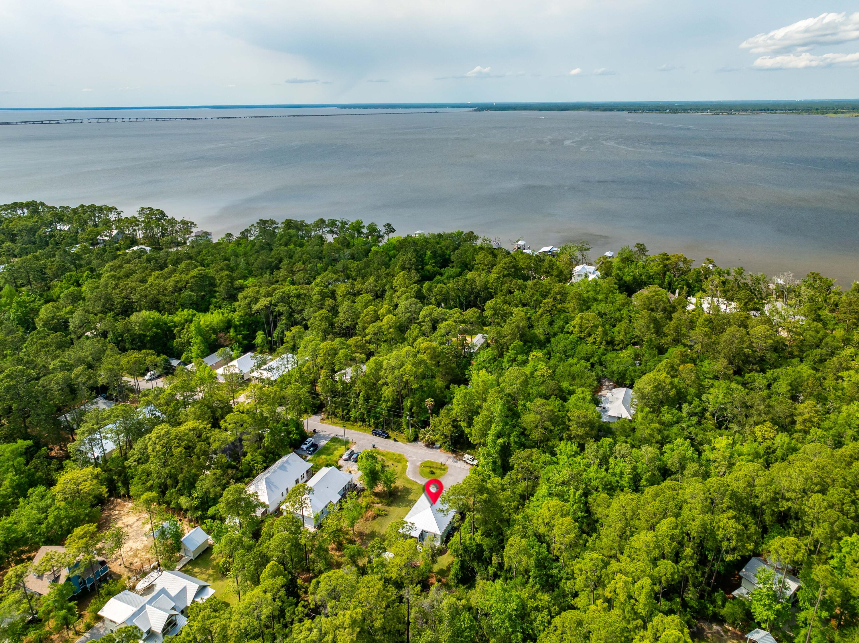 MAGNOLIA BEACH - Residential